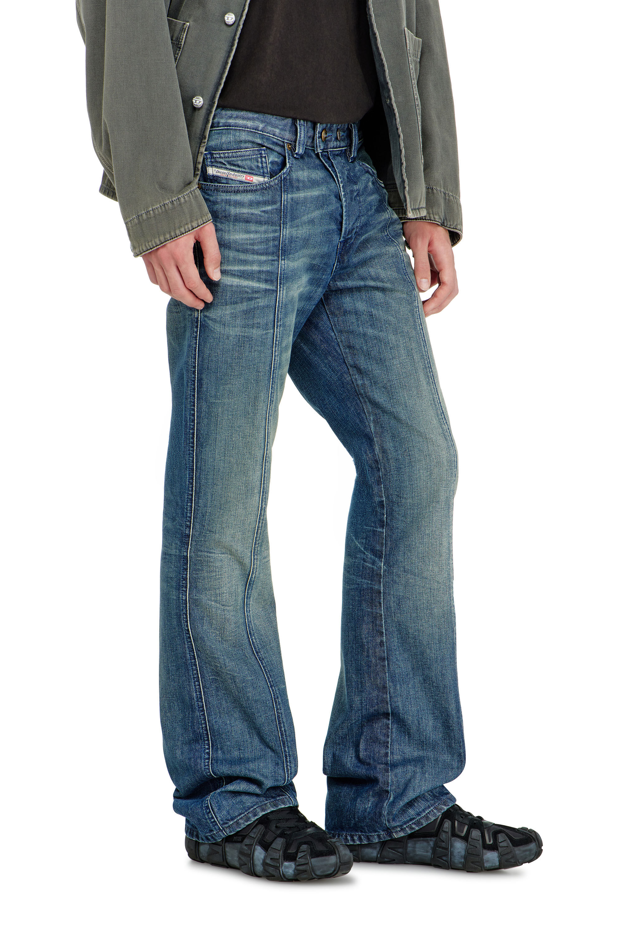 Diesel - Man's Bootcut Jeans 1998 D-Buck 09Q29, Medium blue - 7