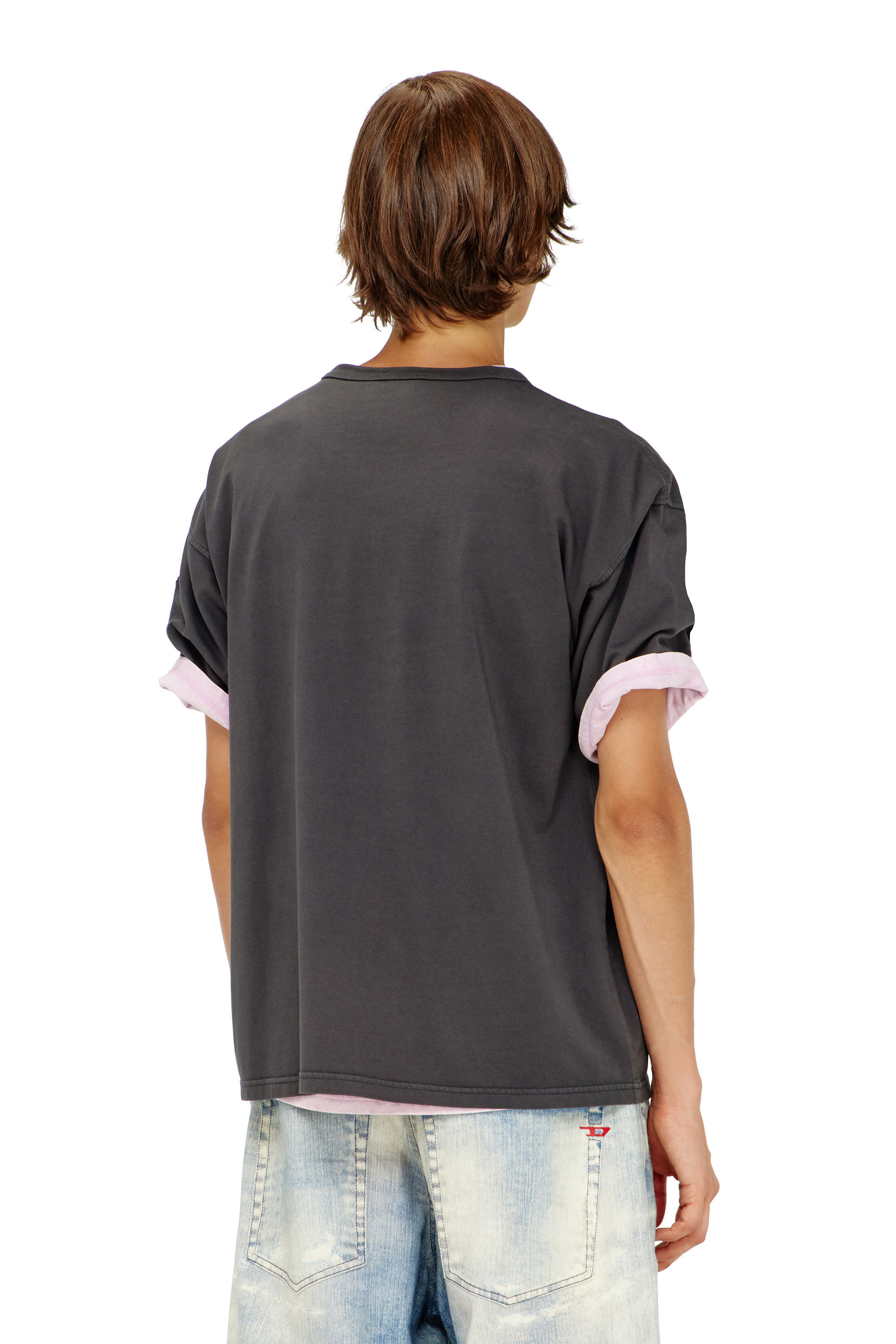 Diesel - T-BOXT-DEN, Camiseta de algod&oacute;n relajada con aplique Oval D Hombre in Gris - 4