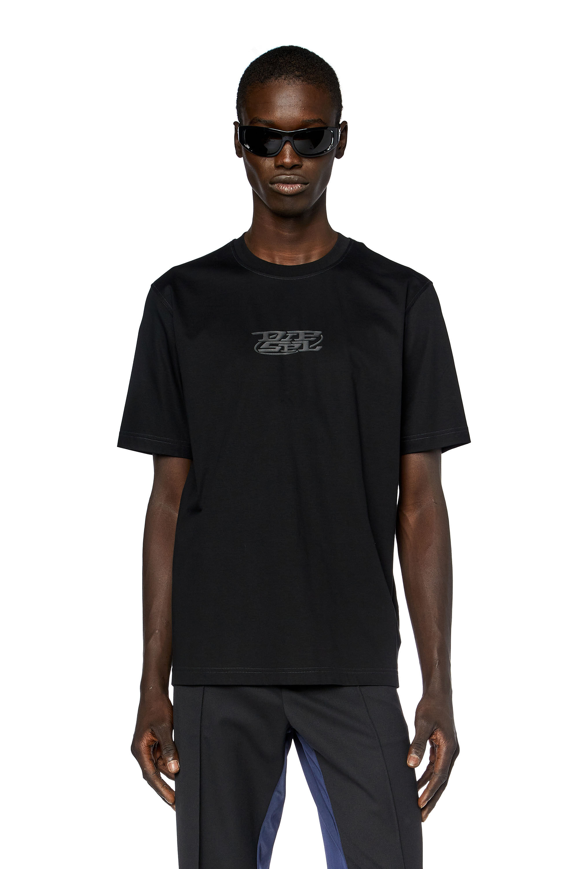 Diesel - T-MUST-SLITS-N, T-shirt en coton mercerisé avec logo imprimé Homme in Noir - 3