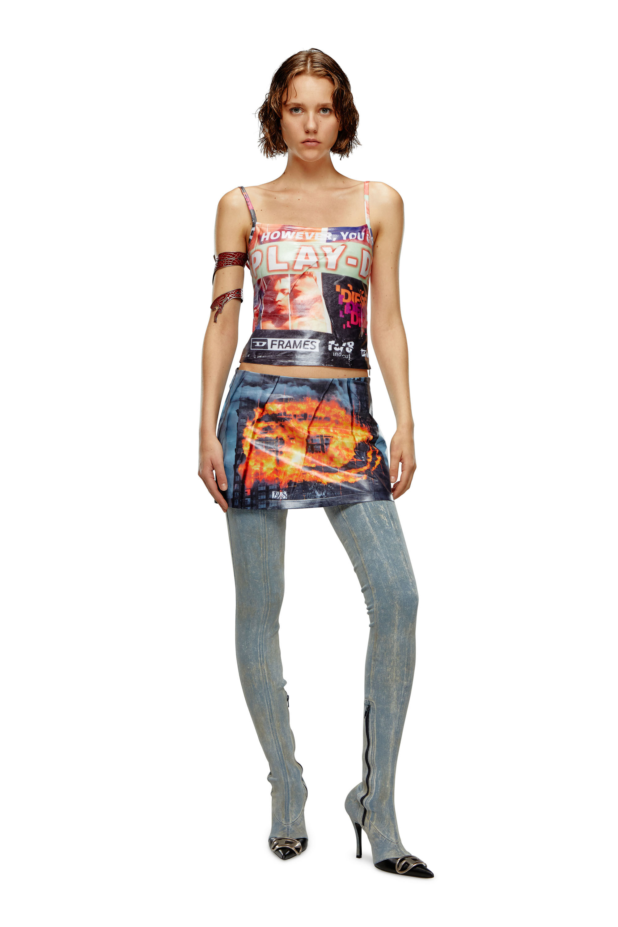 Diesel - O-HUNT, Female's Short skirt with poster print in Red/Blue - 1