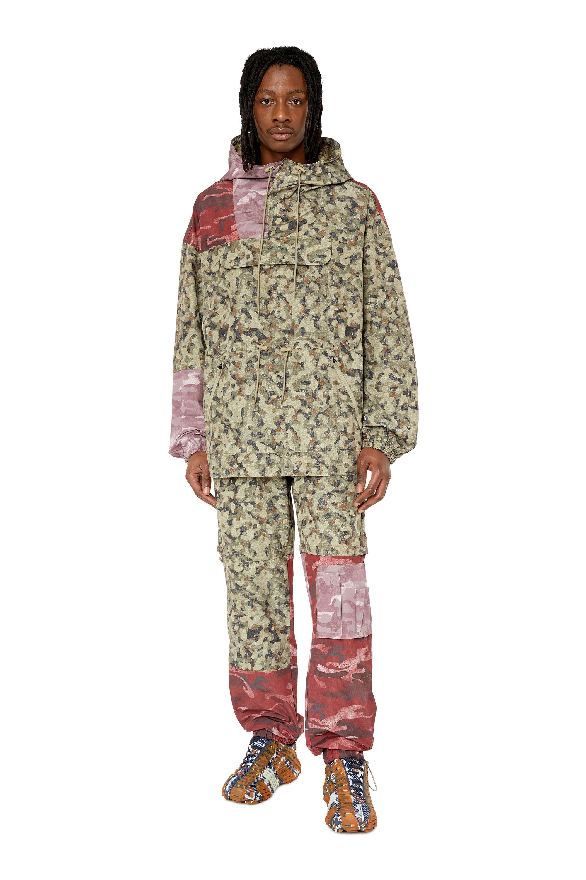 Diesel - AUWT-CALEB-HT07, Veste à capuche avec imprimés camo contrastés Homme in Polychrome - 1