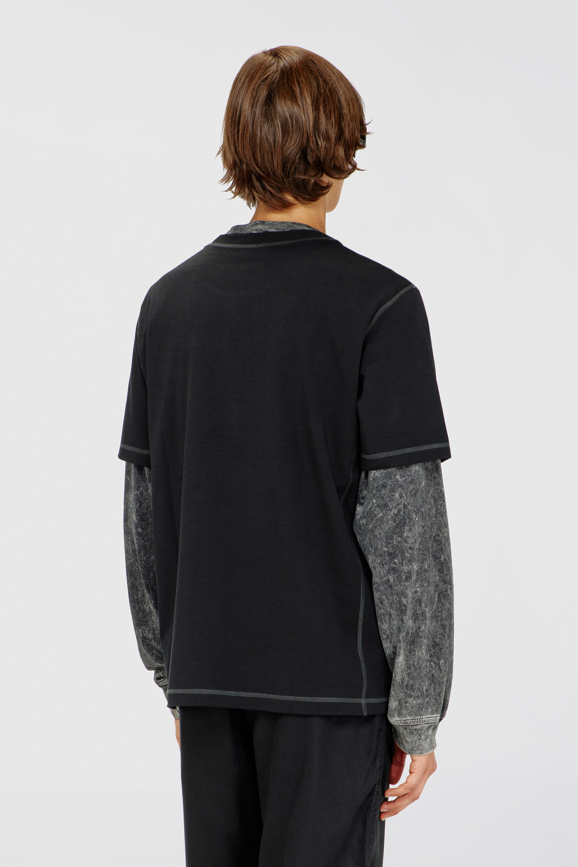 Men's Regular T-shirt with crew neck and Oval D | Grey | Diesel US