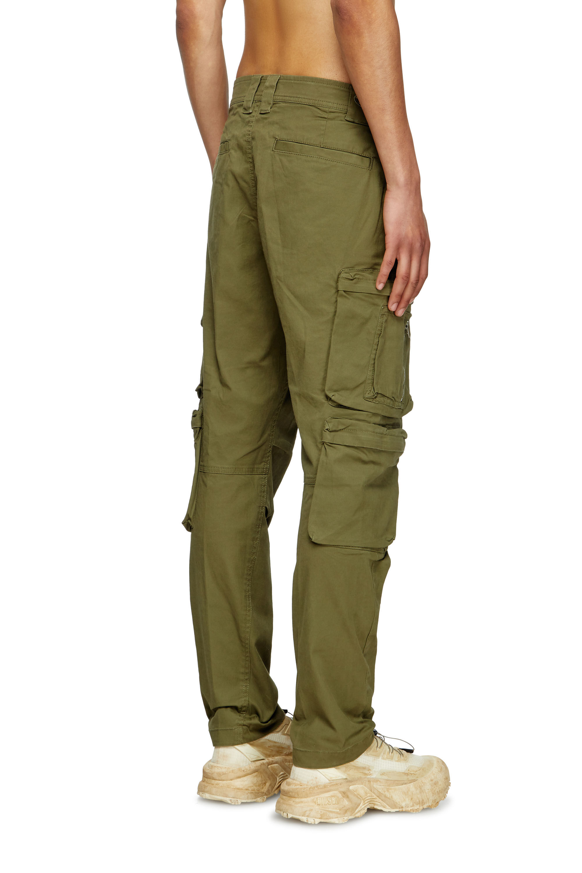 Diesel - P-ARLEM, Pantalon cargo avec poche zippée Homme in Vert - 5