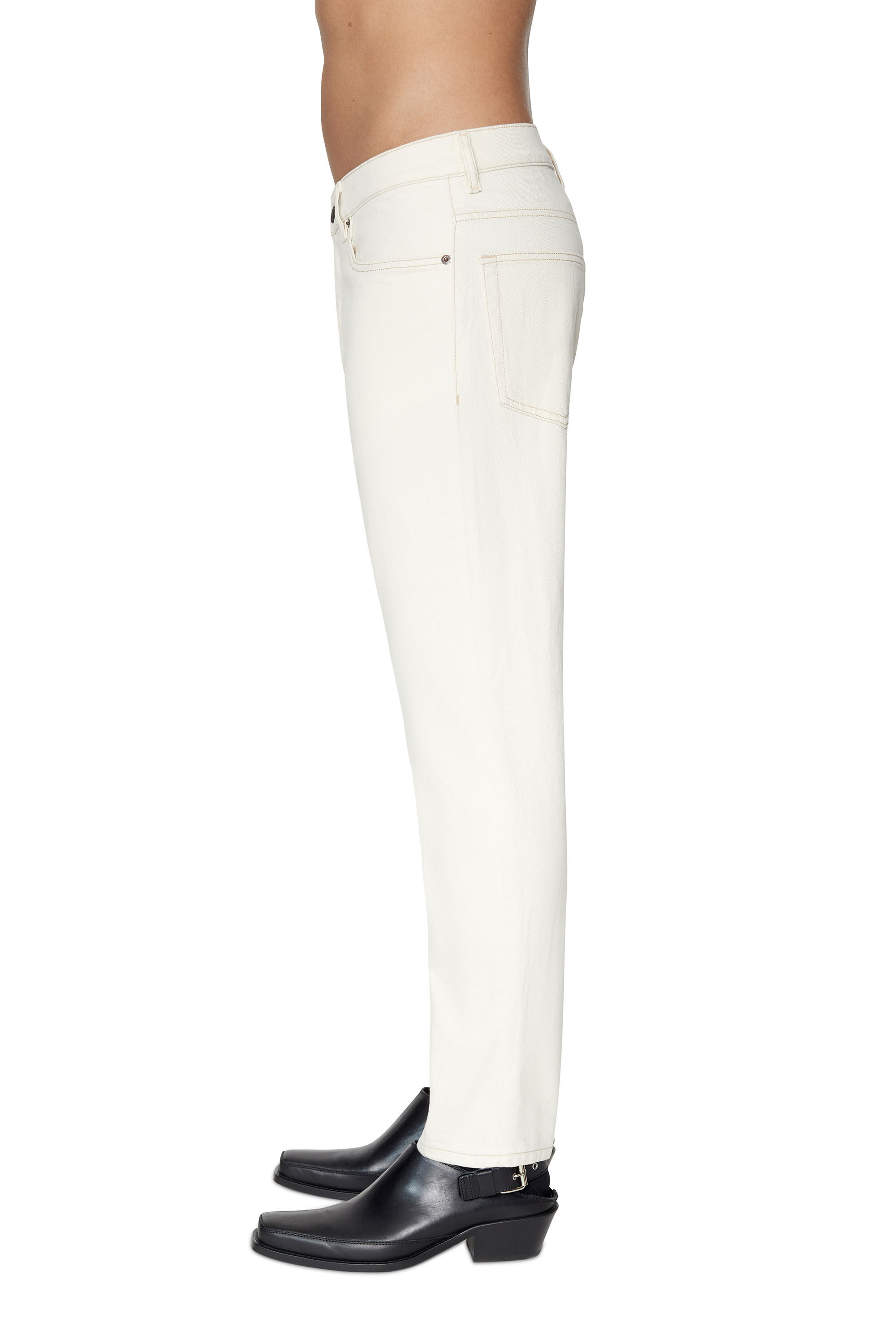 Diesel - Tapered Jeans 2005 D-Fining 09B94, Tapered Jeans - 2005 D-Fining Homme in Blanc - 5