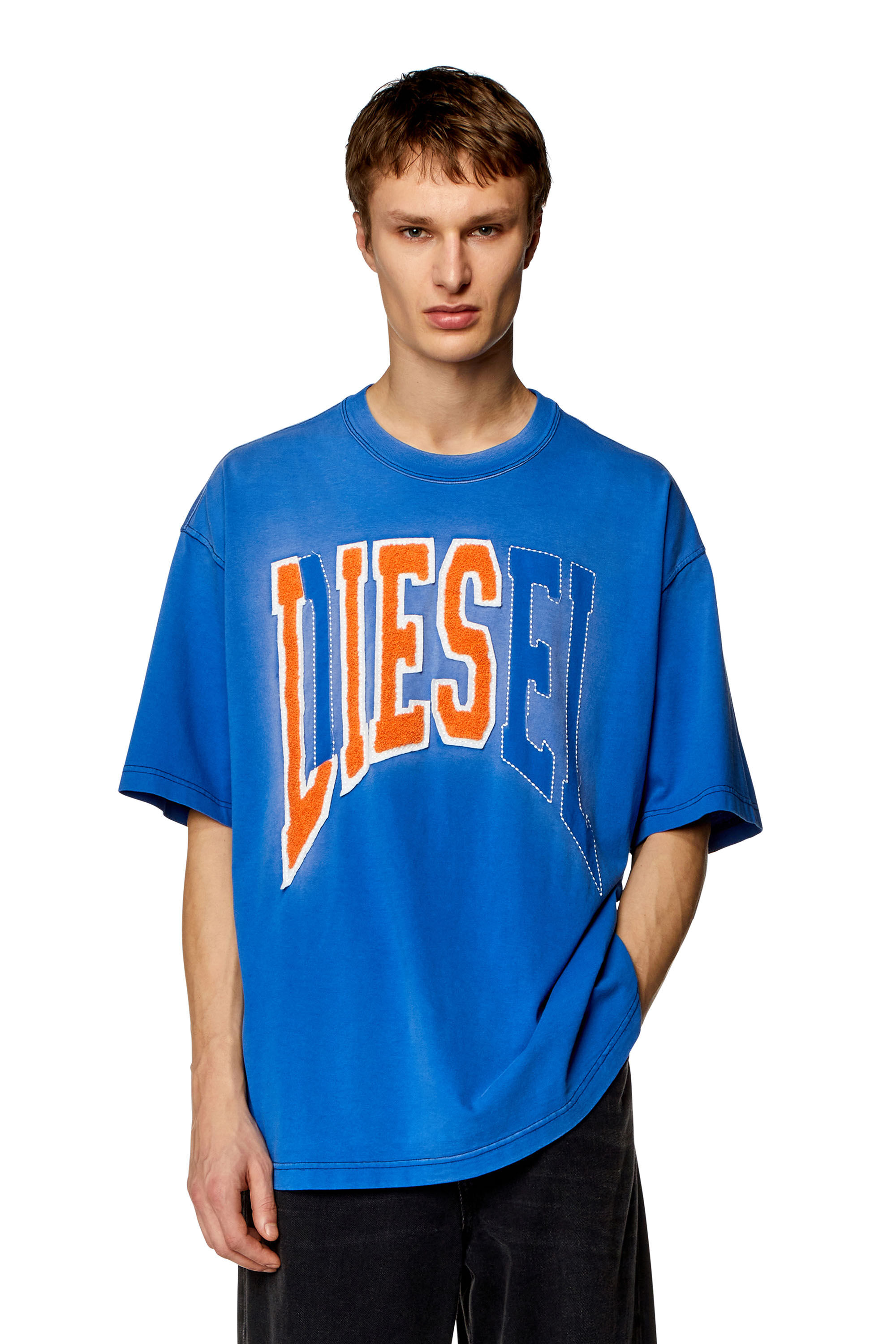 Diesel - T-WASH-N, T-shirt oversize avec logo Diesel Lies Homme in Bleu - 3