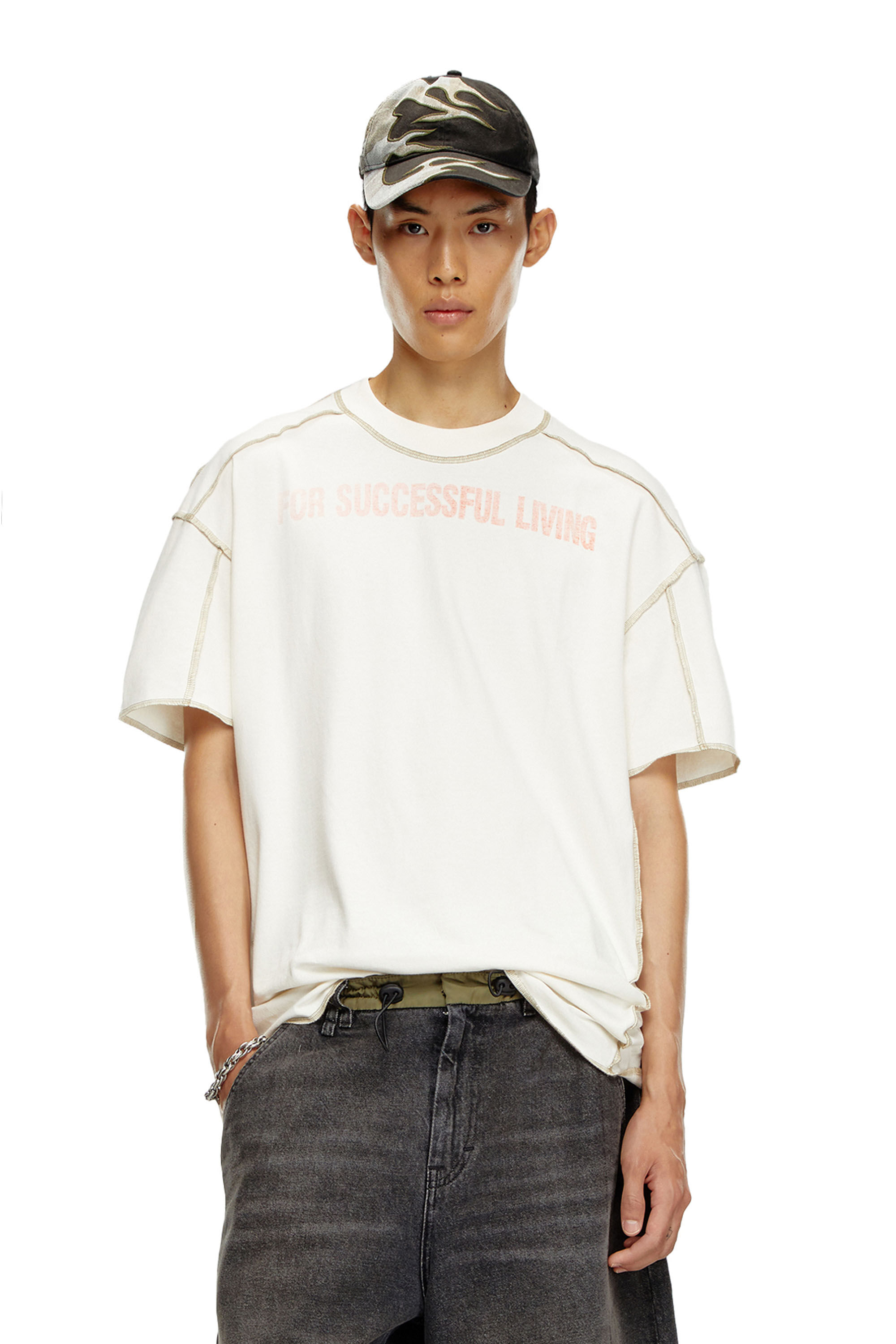Diesel - T-CRAOR, T-shirt avec effet « inside-out » Homme in Blanc - 3