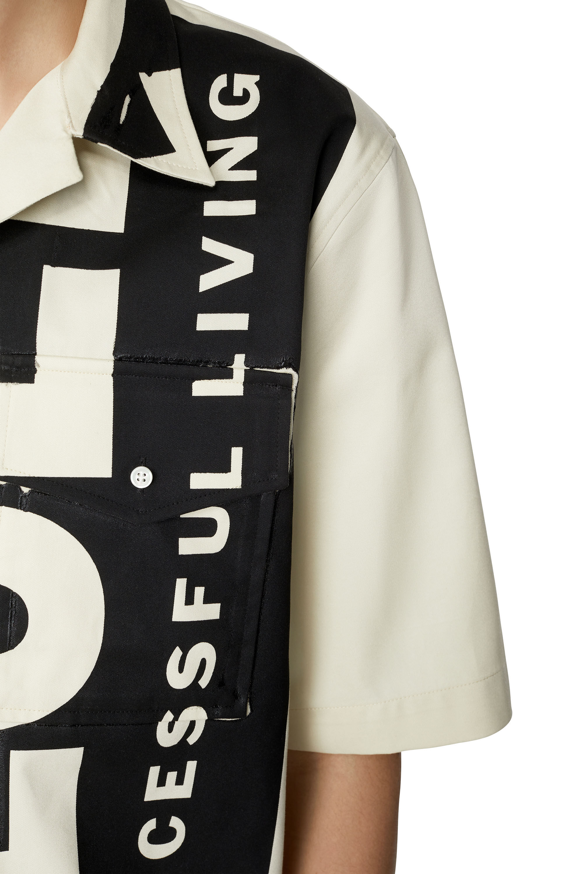 Diesel - S-MAC-22, Male's Bowling shirt with maxi logo print in Black/White - 4