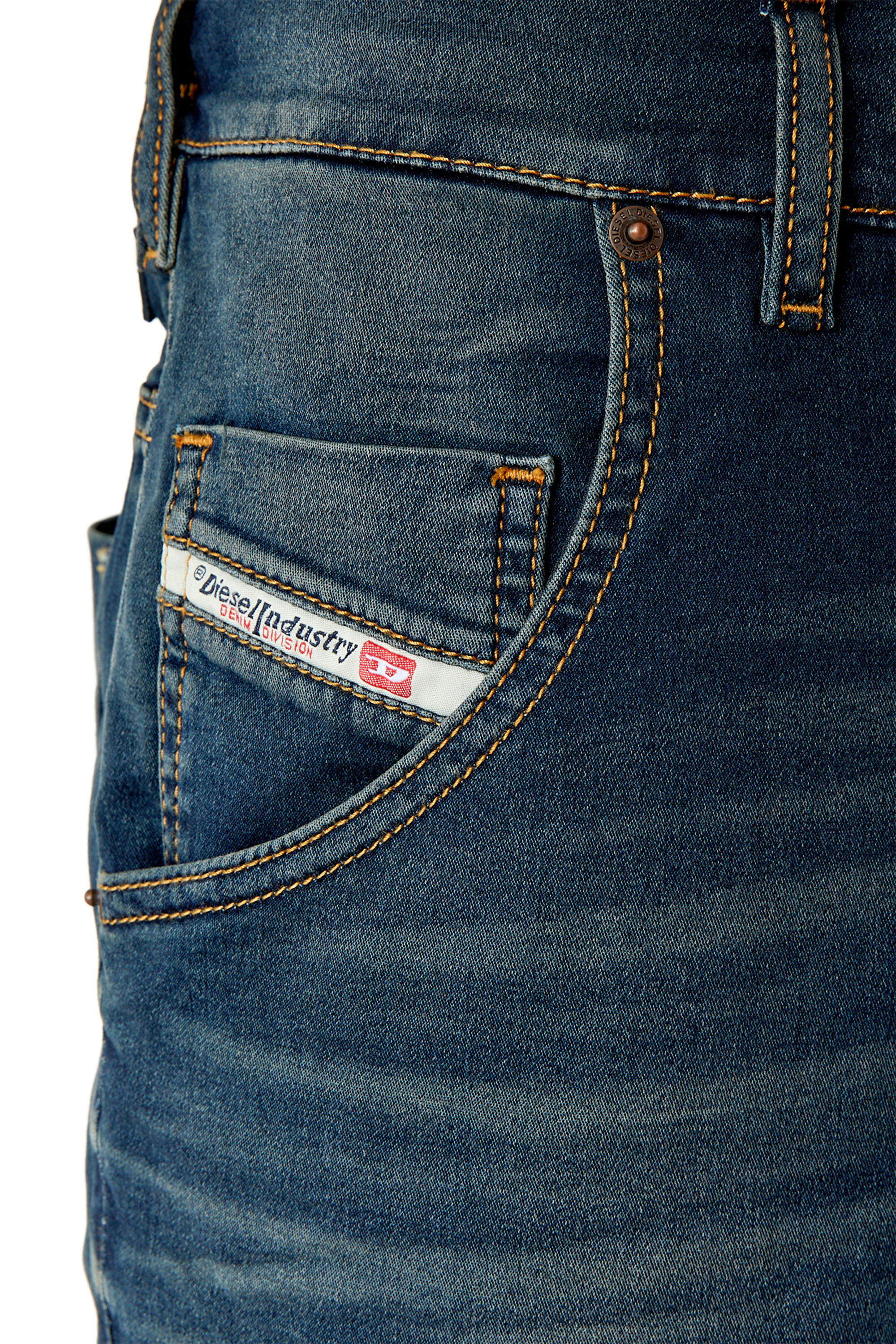 Diesel - Male's Regular 2030 D-Krooley Joggjeans® E69UB, Dark Blue - 5