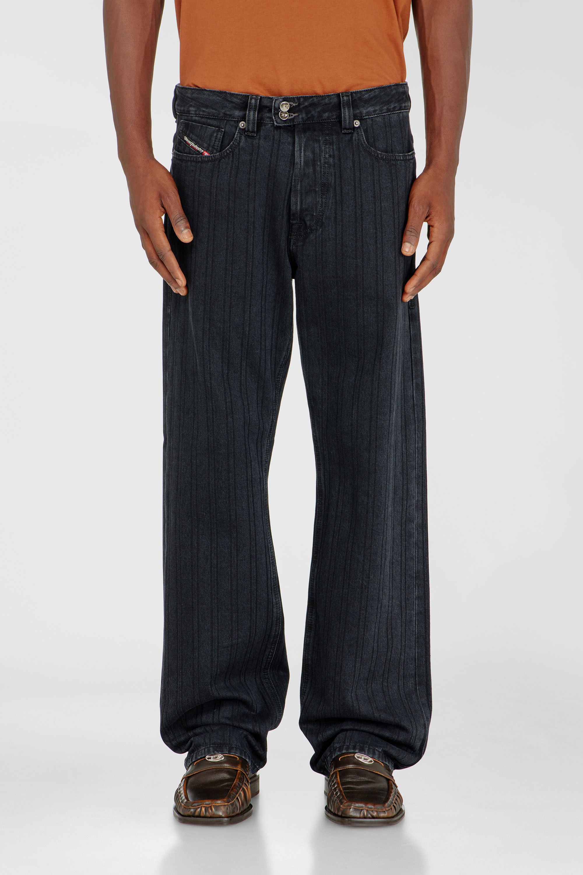 Diesel - Male's Relaxed Jeans 1980 D-Eeper 09Q12, Black/Dark Grey - 4