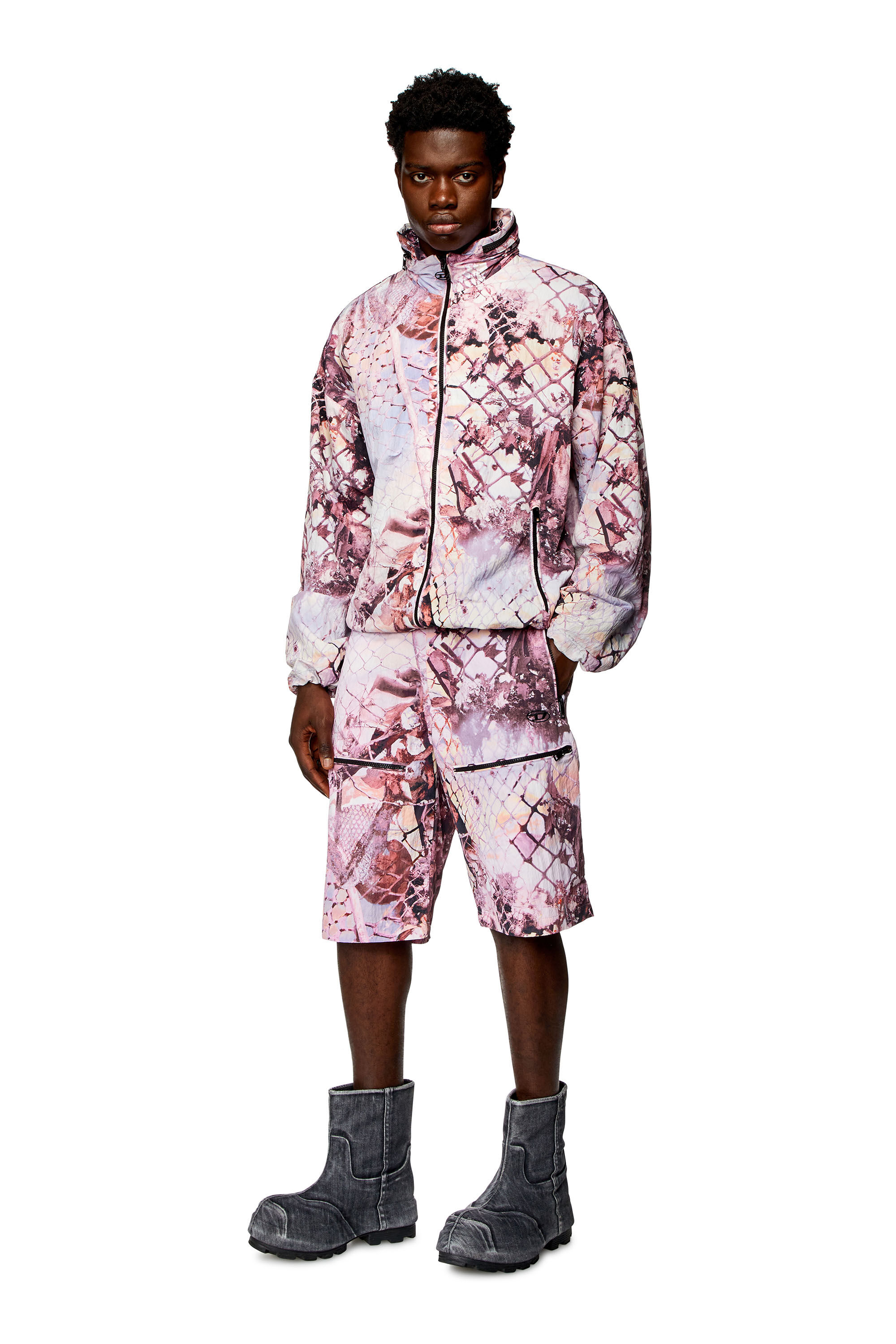 Men's Nylon cargo shorts with abstract print | Pink | Diesel