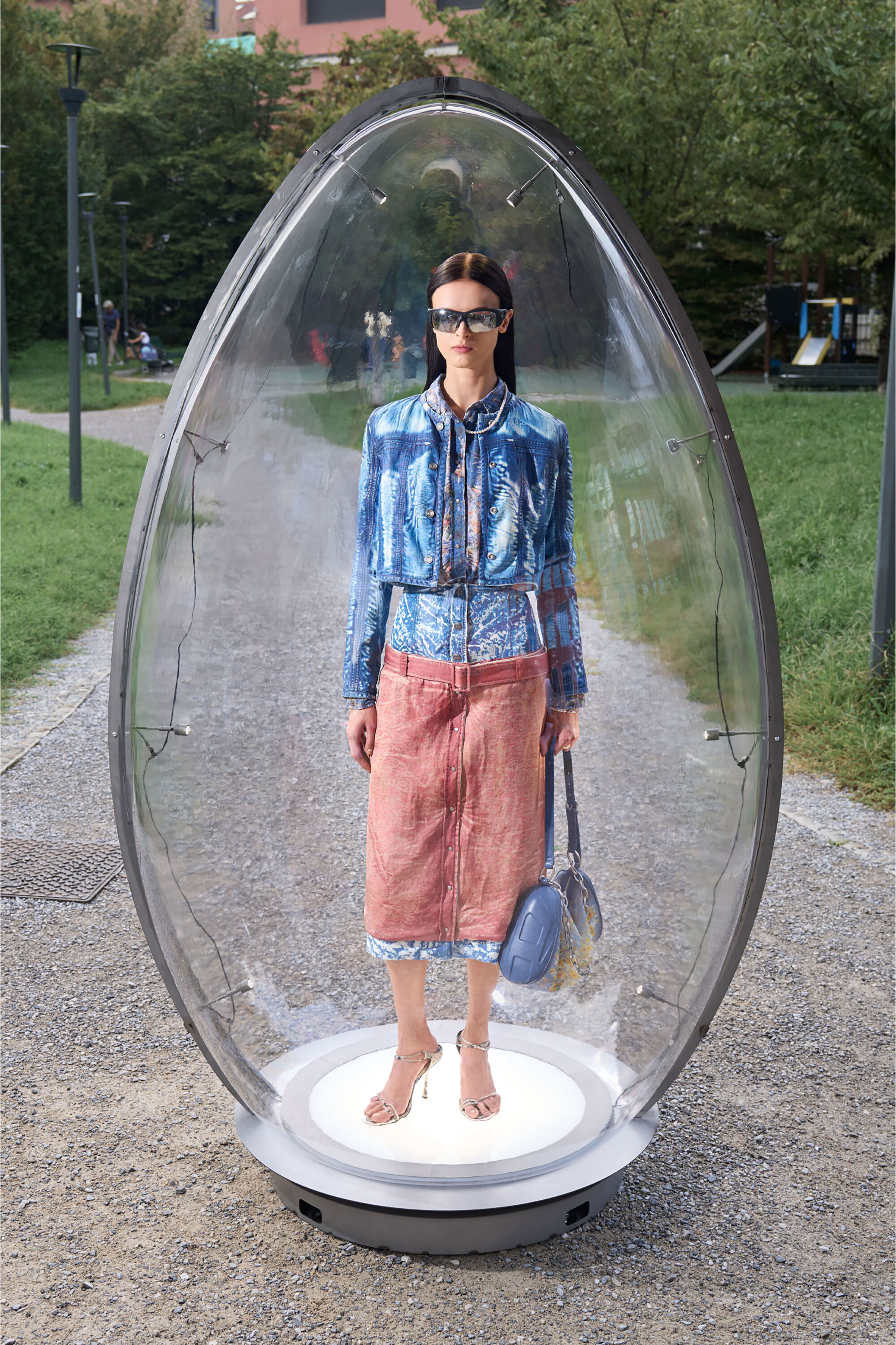 Diesel - DE-SYPHRA-FSI, Chaqueta cropped de denim Lyocell X-Ray lavado oscuro Mujer in Azul marino - 6