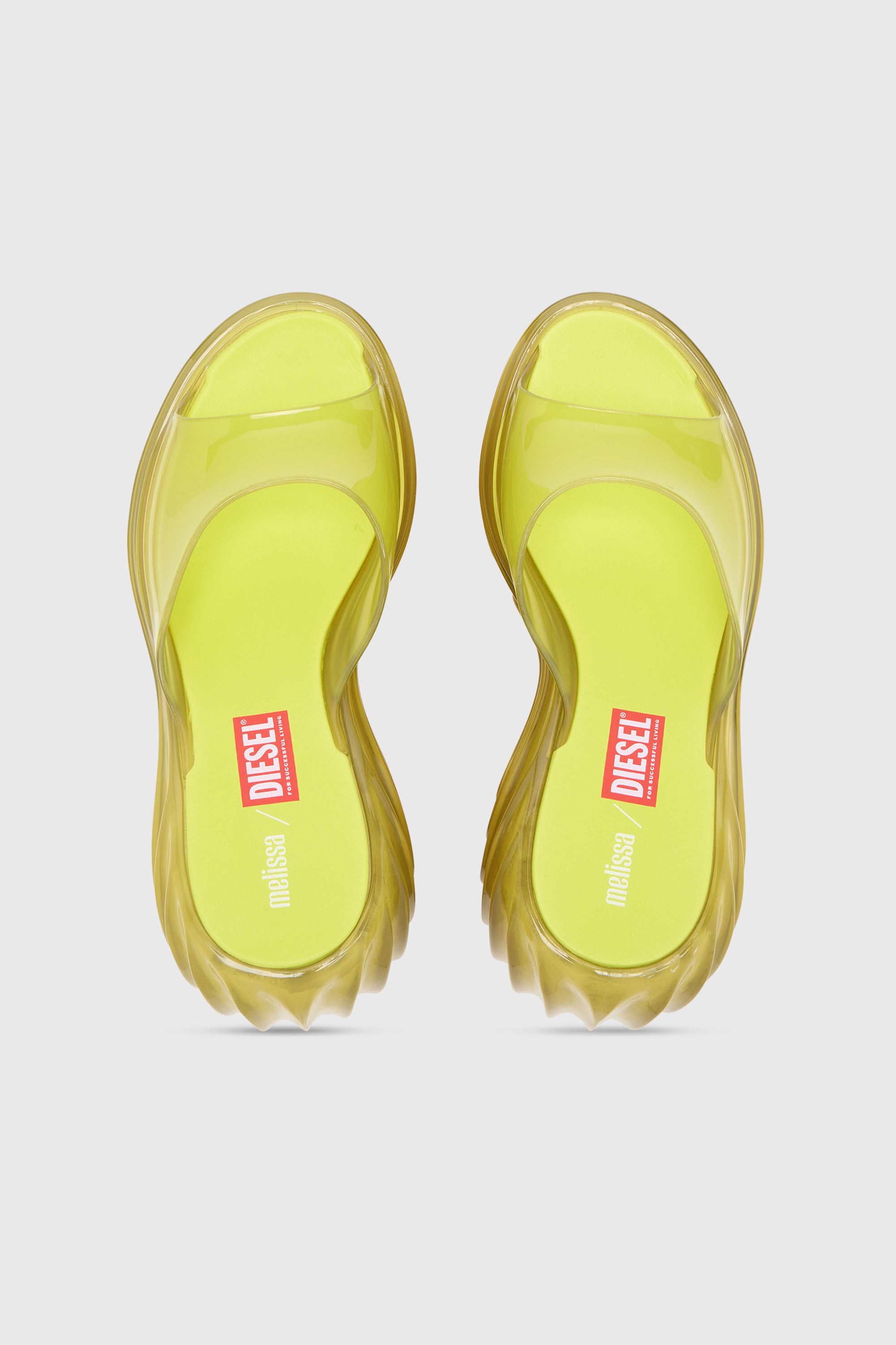 Diesel - MELISSA QUANTUM PLATFORM, Zueco de plataforma en Melflex&reg; Mujer in Amarillo - 4