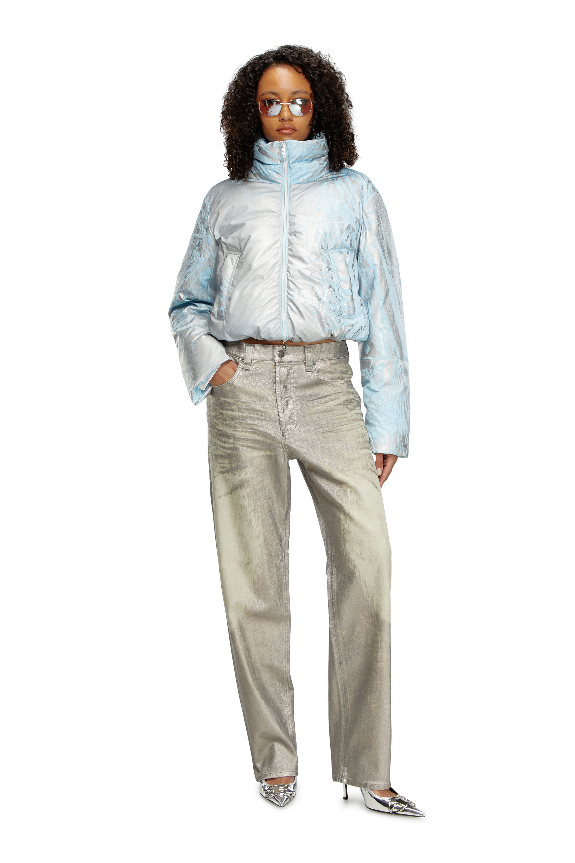 Diesel - W-HIMSY, Doudoune crop avec effets métallisés Femme in Gris argenté - 1
