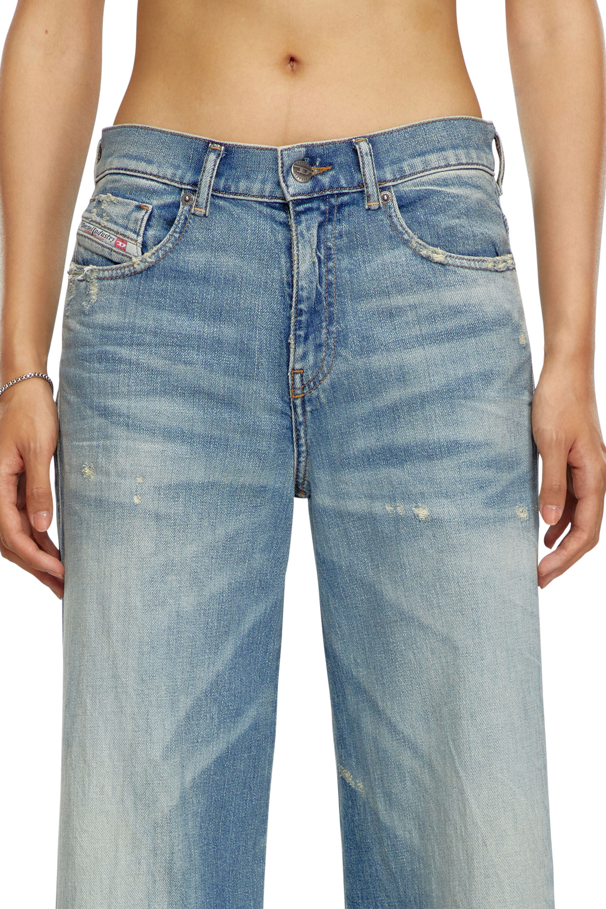 ディーゼル　DIESEL D-AKEMI　フレアデニム Amazon | [Diesel] (ディーゼル) レディース デニム フレア D