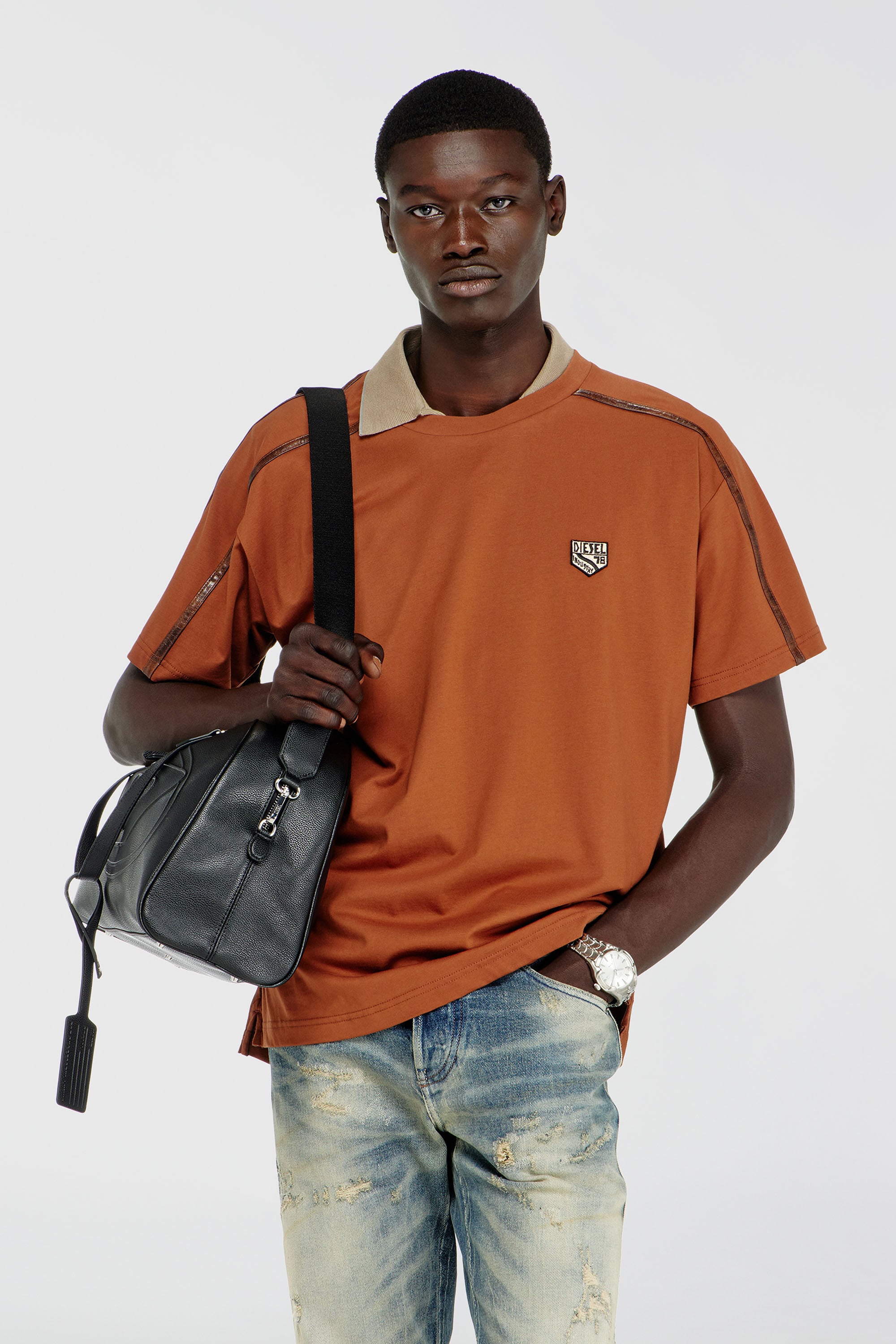 Diesel - T-NORM-FL, Camiseta con ribetes en contraste y parche con logo Hombre in Naranja - 3