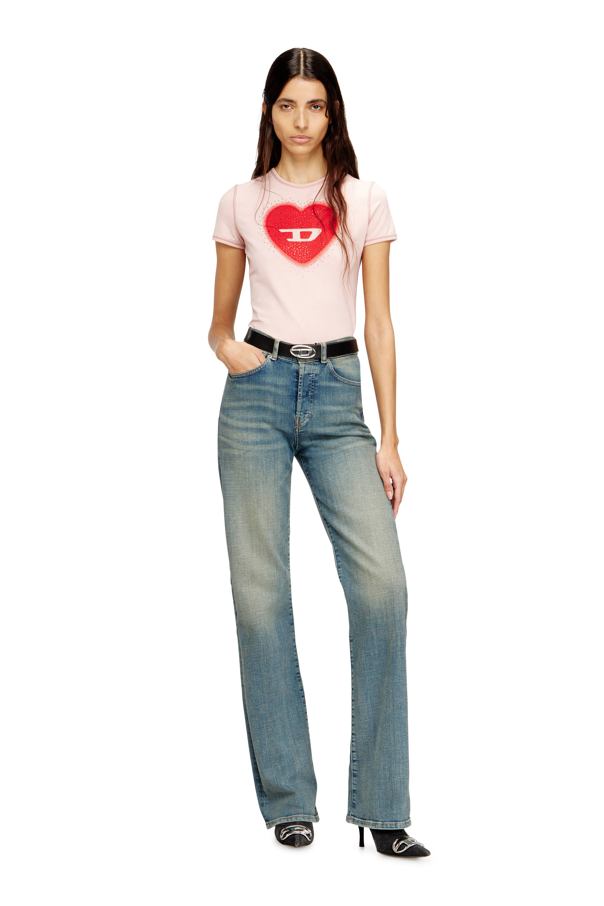 Women's Slim T-shirt with heart print and studs | Pink | Diesel
