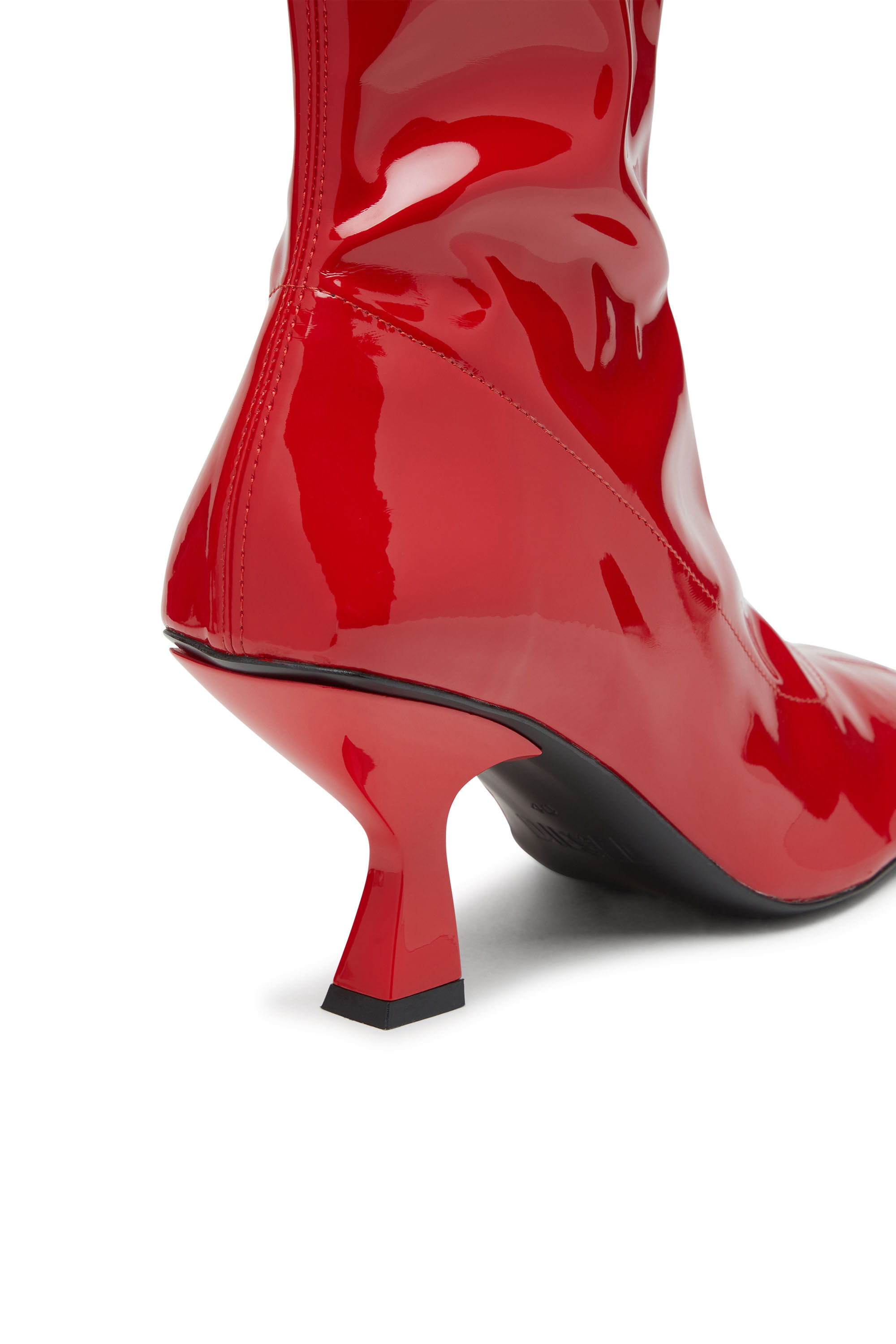 Diesel - D-AMBER MD BT, Female's D-Amber-Ankle boots in patent stretch PU in Red - 4