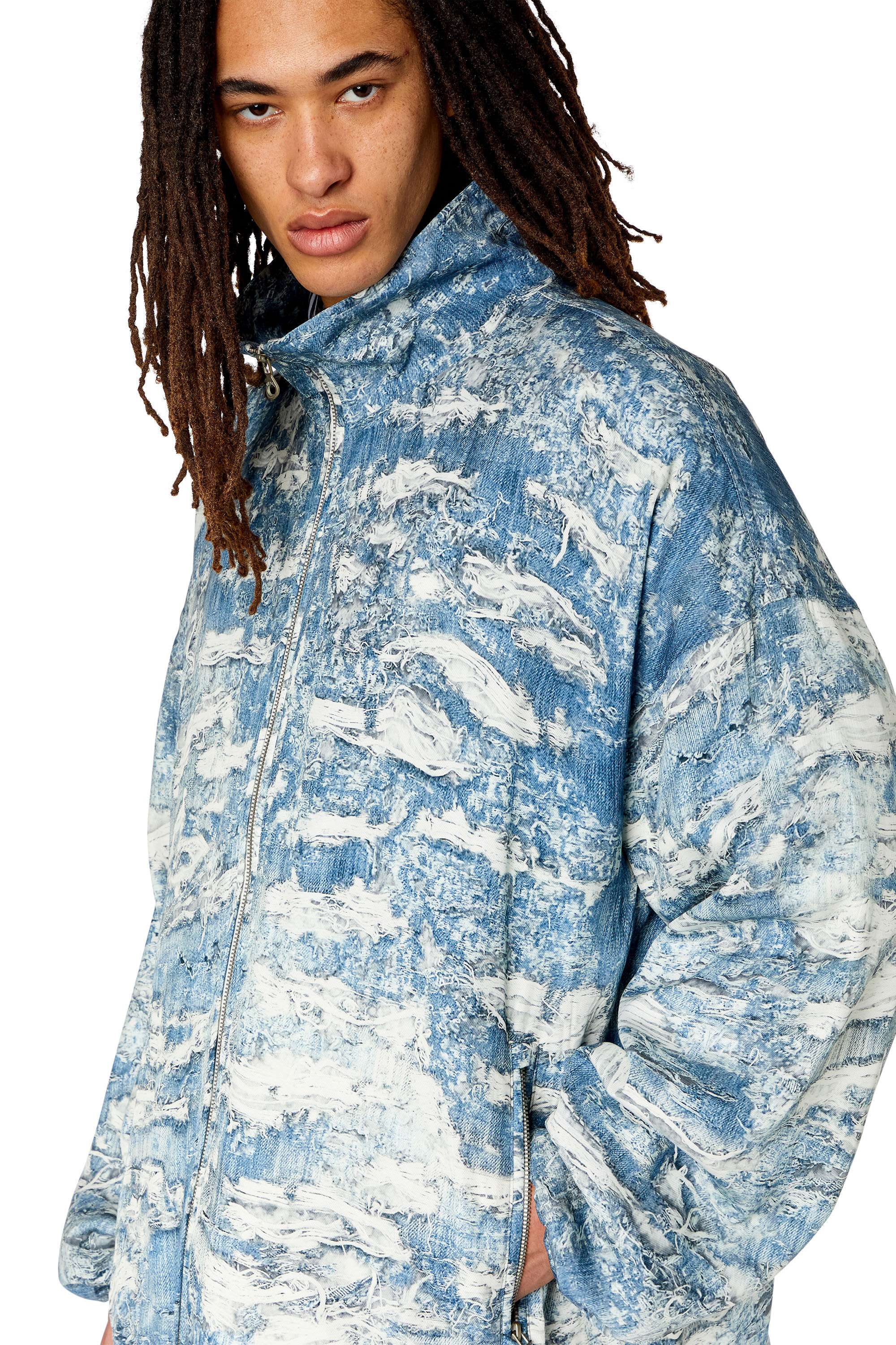 Diesel - J-ALSTON, Veste coupe-vent avec imprimé denim Tiger Breaks Homme in Bleu - 4