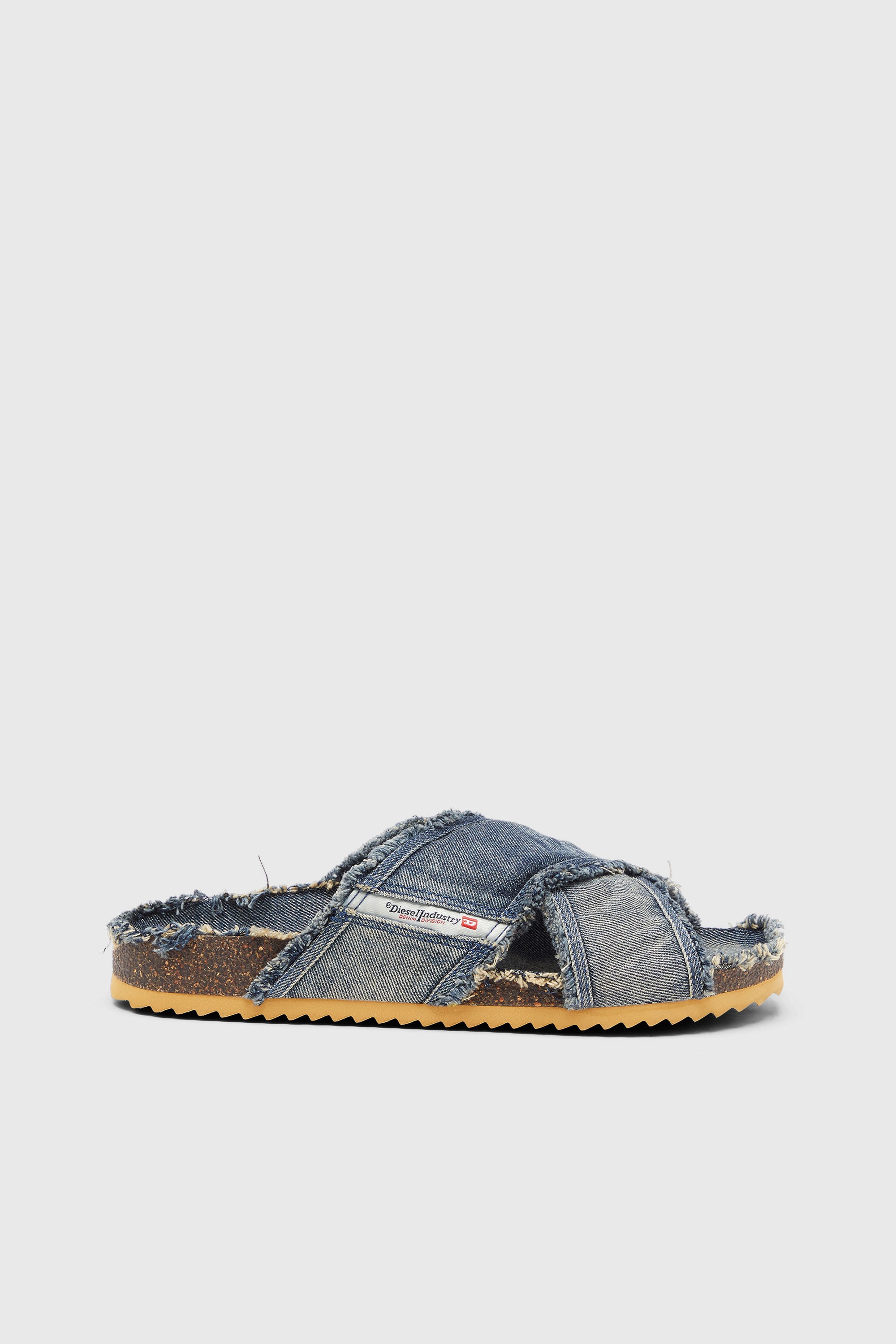diesel WOODSTOCK デニム風バックル付きサボサンダル　箱あり Men's D-Woodstock-Crossover slides in frayed denim | Blue | Diesel US