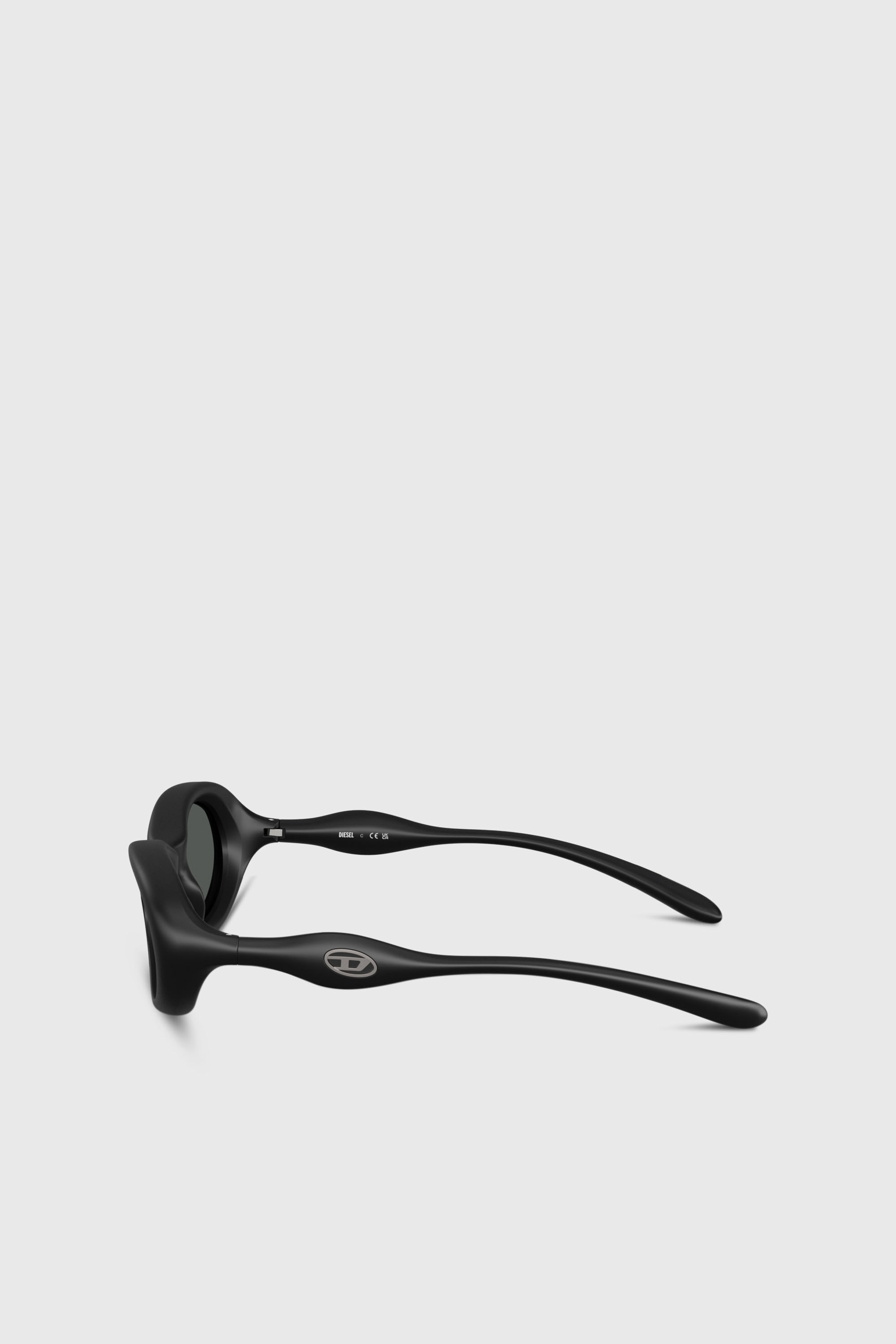 Women's Oval sunglasses | Black | Diesel {{Country}}