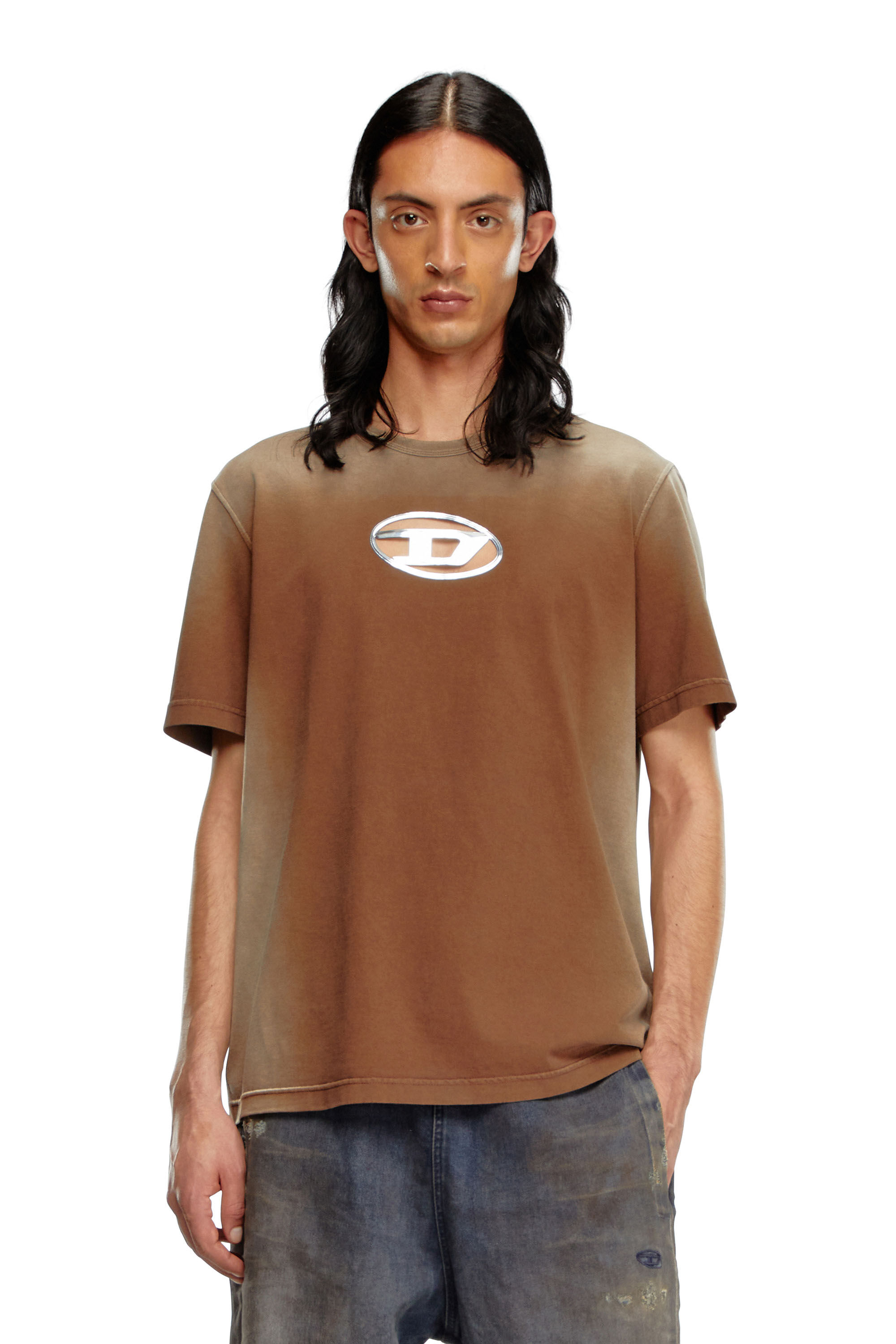 Diesel - T-ADJUST-Q8, T-shirt délavé avec cut-out Oval D Homme in Marron - 3