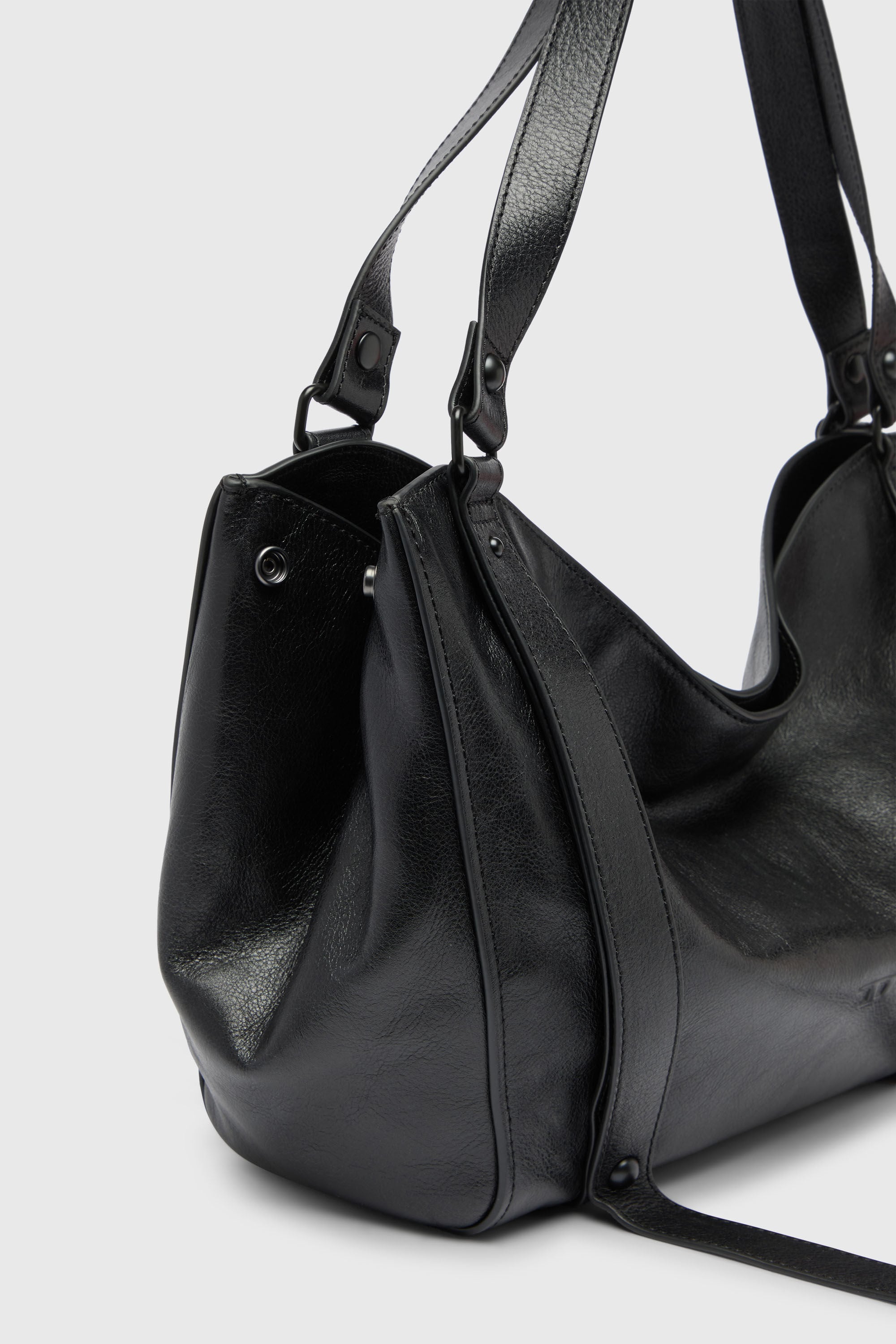 Diesel - D-ONE TOPHANDLE M, Unisex's D-One- Medium top-handle bag in leather in Black - 5