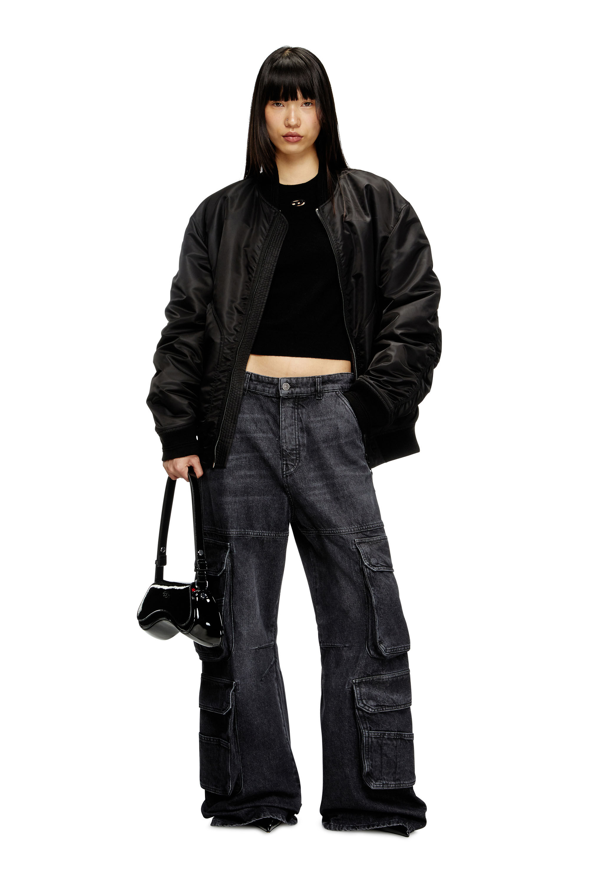   Jeans ブラックボディバッグ Calvin Klein Jeans Debossed Logo Cross Body Bag | Black | FARFETCH