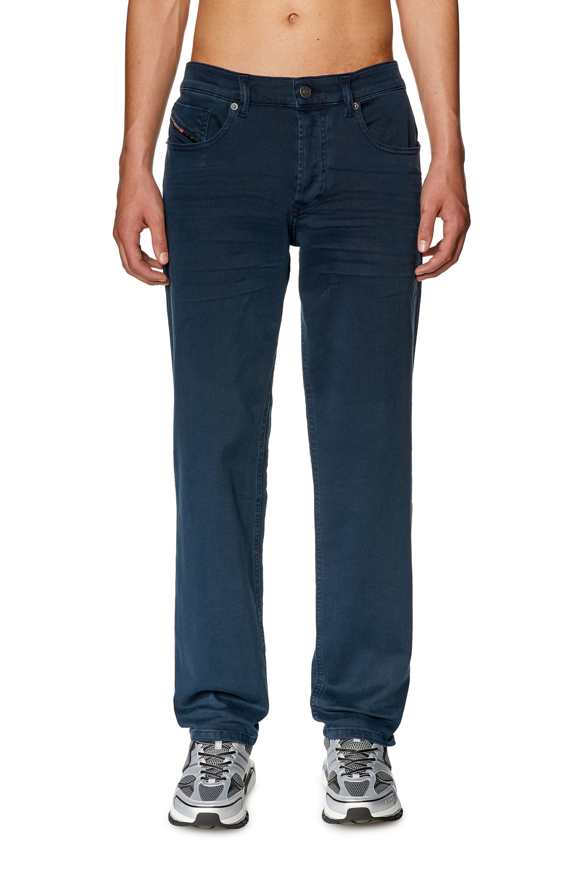 Diesel - Regular Jeans 2023 D-Finitive 0QWTY Homme, Bleu Foncé - Image 3