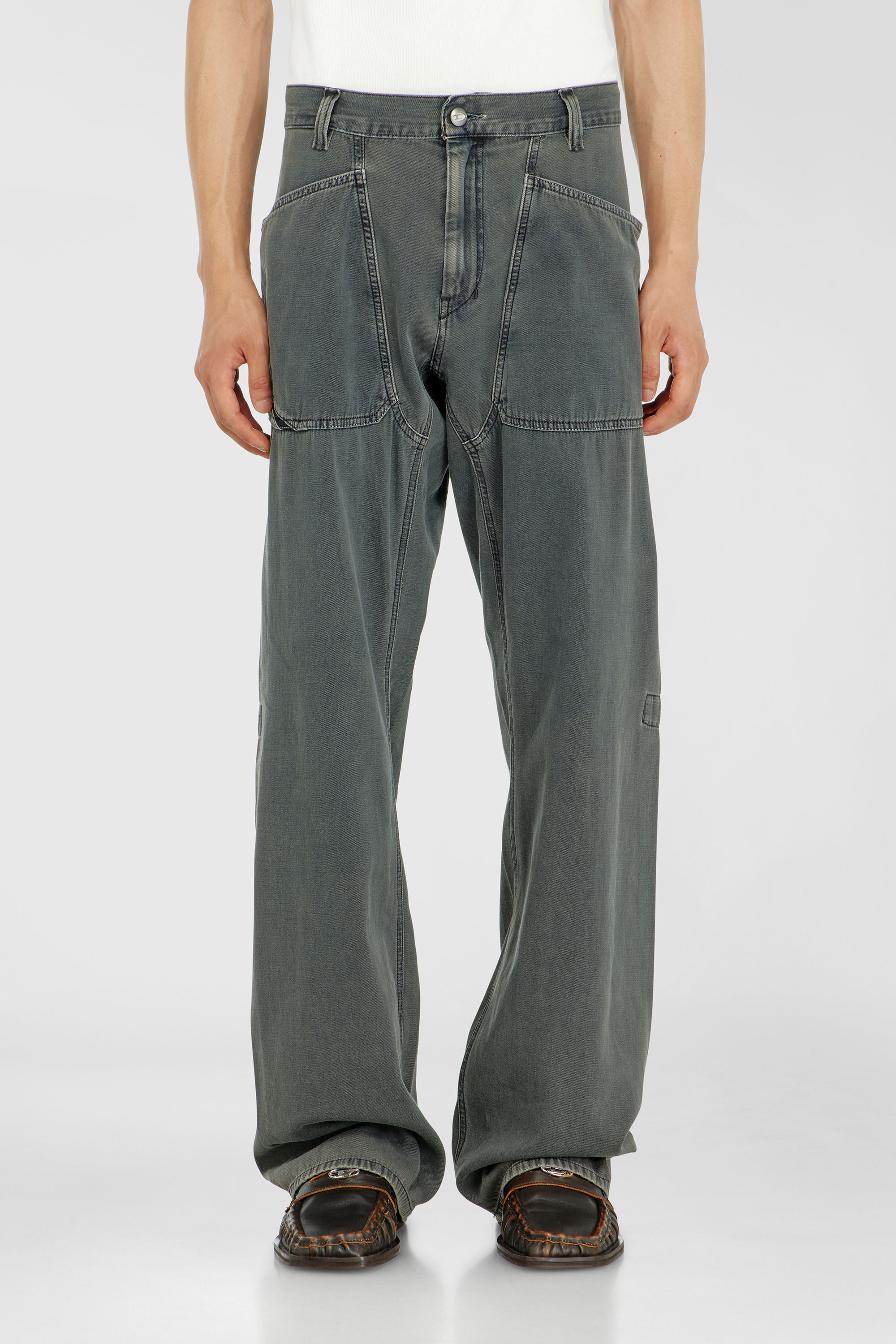 Men's Relaxed Jeans | Regular Waist D-ZetaGrey | Diesel US