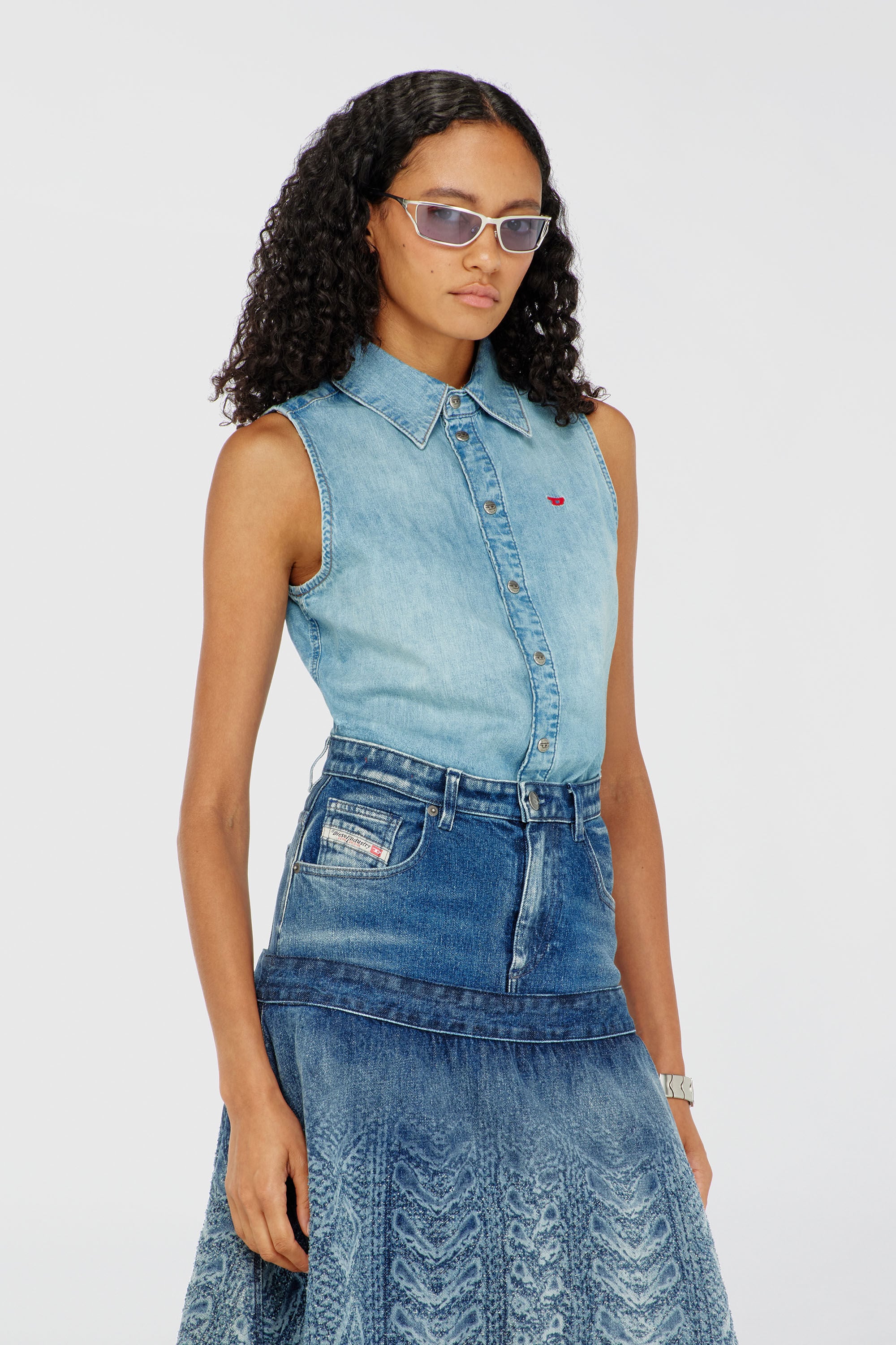 Diesel - DE-EAZY-SL, Female's Sleeveless denim shirt in Light Blue - 3