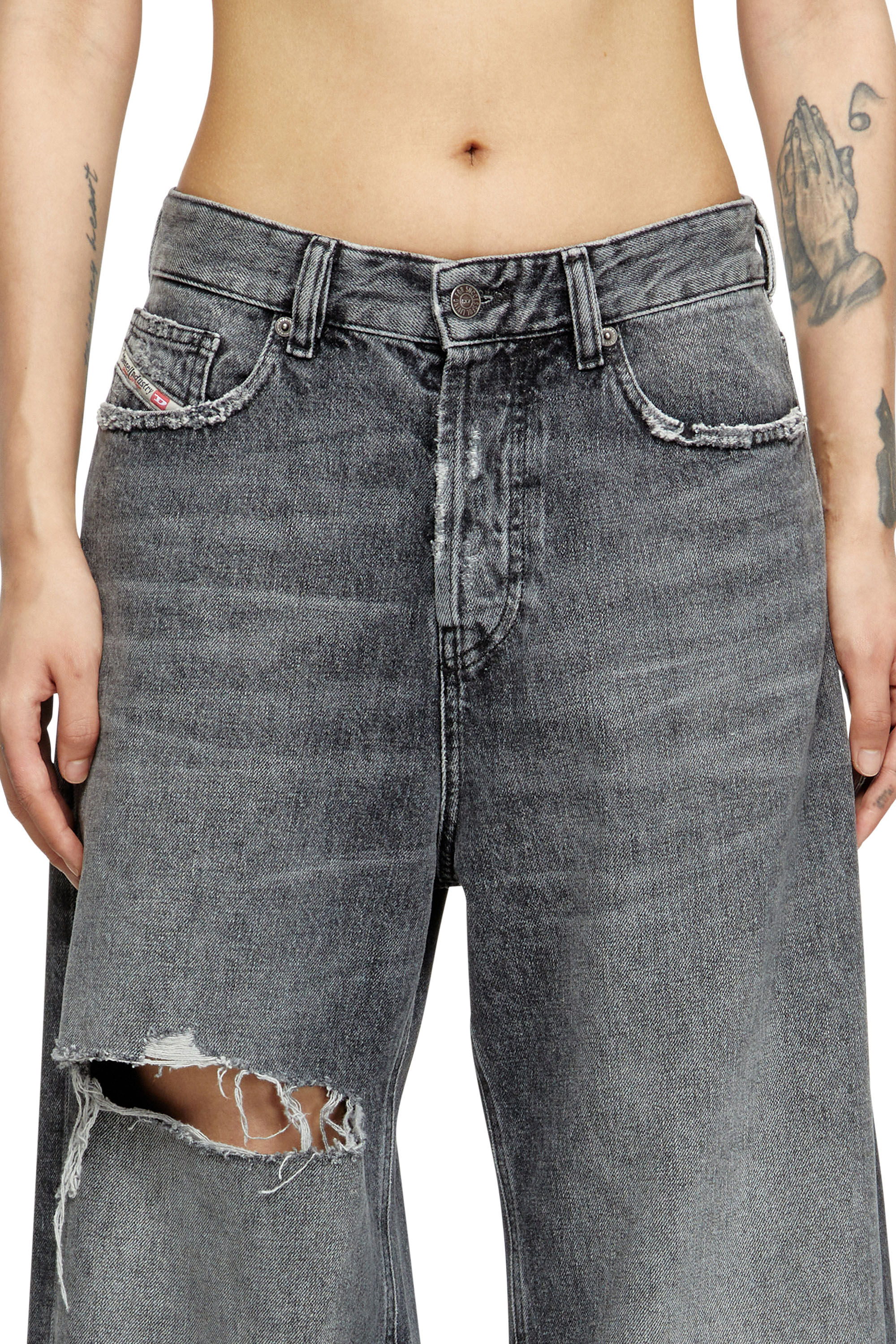 DIESEL デニムRelaxedJeans 1996 D-Sire 007x4 Relaxed Jeans - 1996 D-Sire | ブラック/ ダークグレー