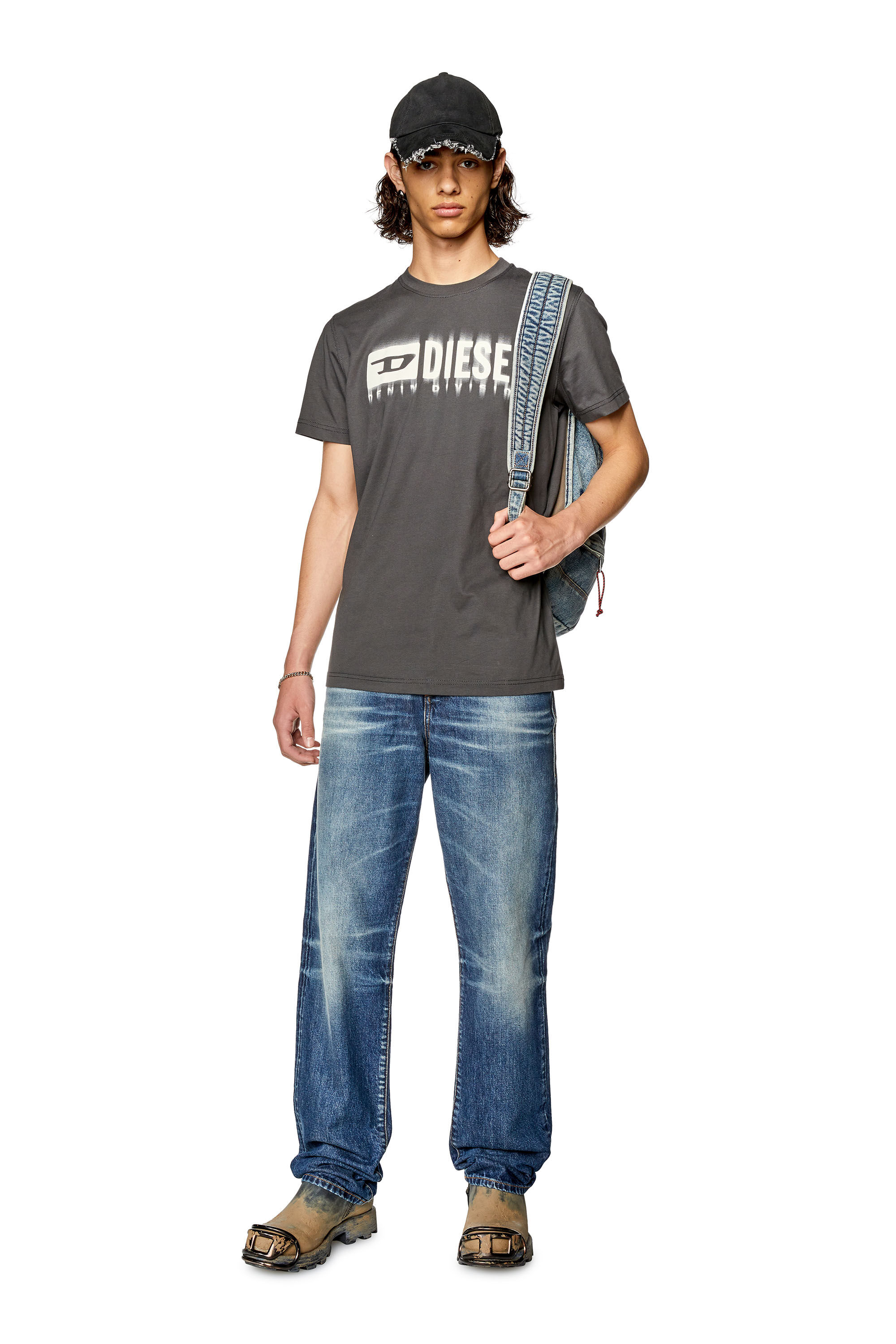 Diesel - T-DIEGOR-L6, T-shirt avec imprimé à logo effet taché Homme in Gris - 1