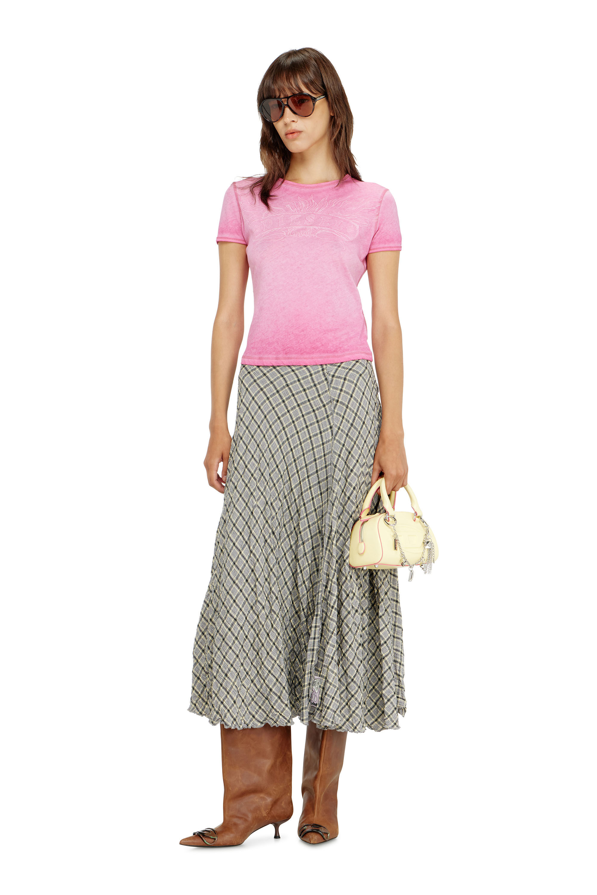 Women's Slim T-shirt with tonal logo print | Pink | Diesel {{Country}}
