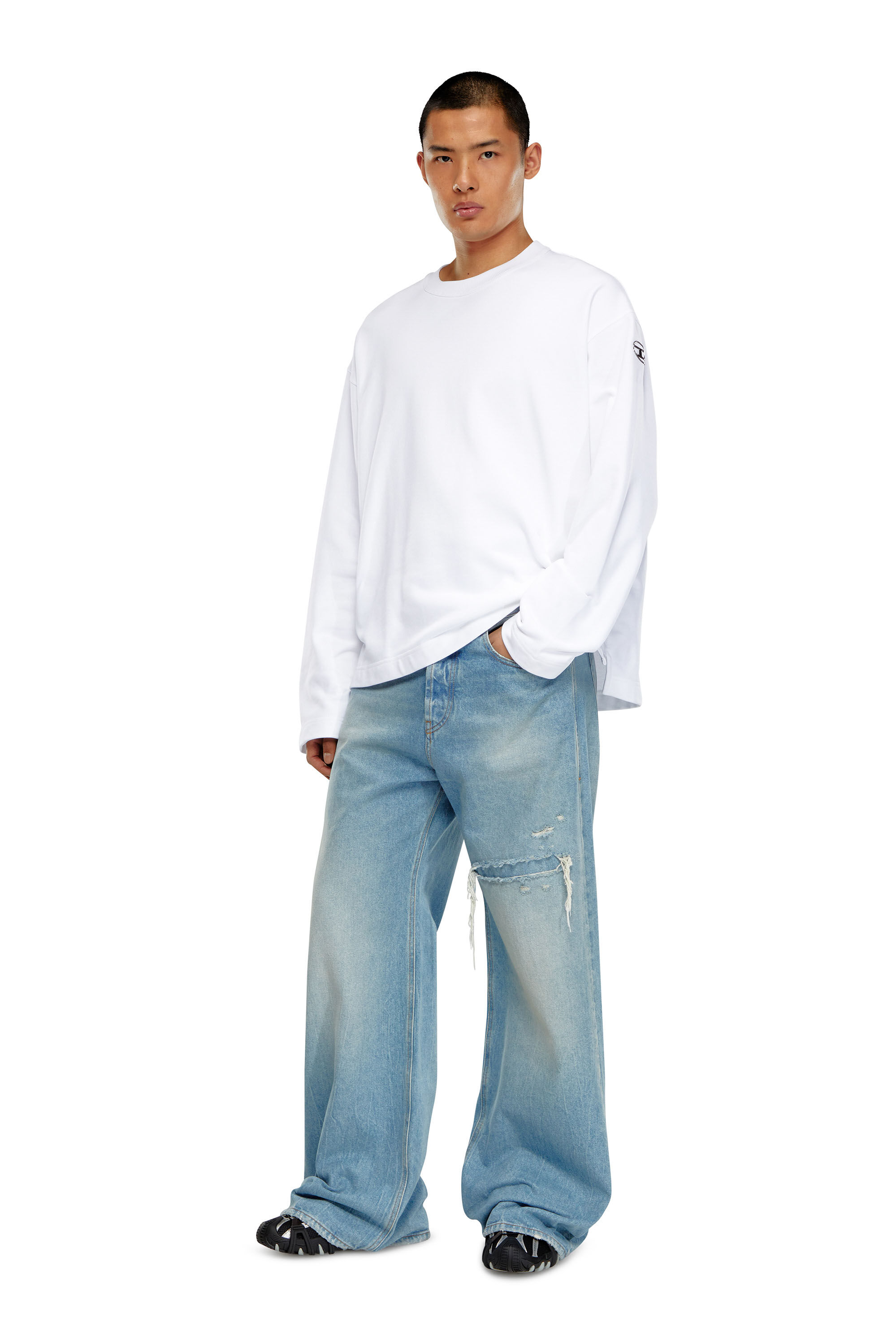 Diesel - S-MACSIS-OD, Sweat-shirt oversize avec logo métallisé Homme in Blanc - 1