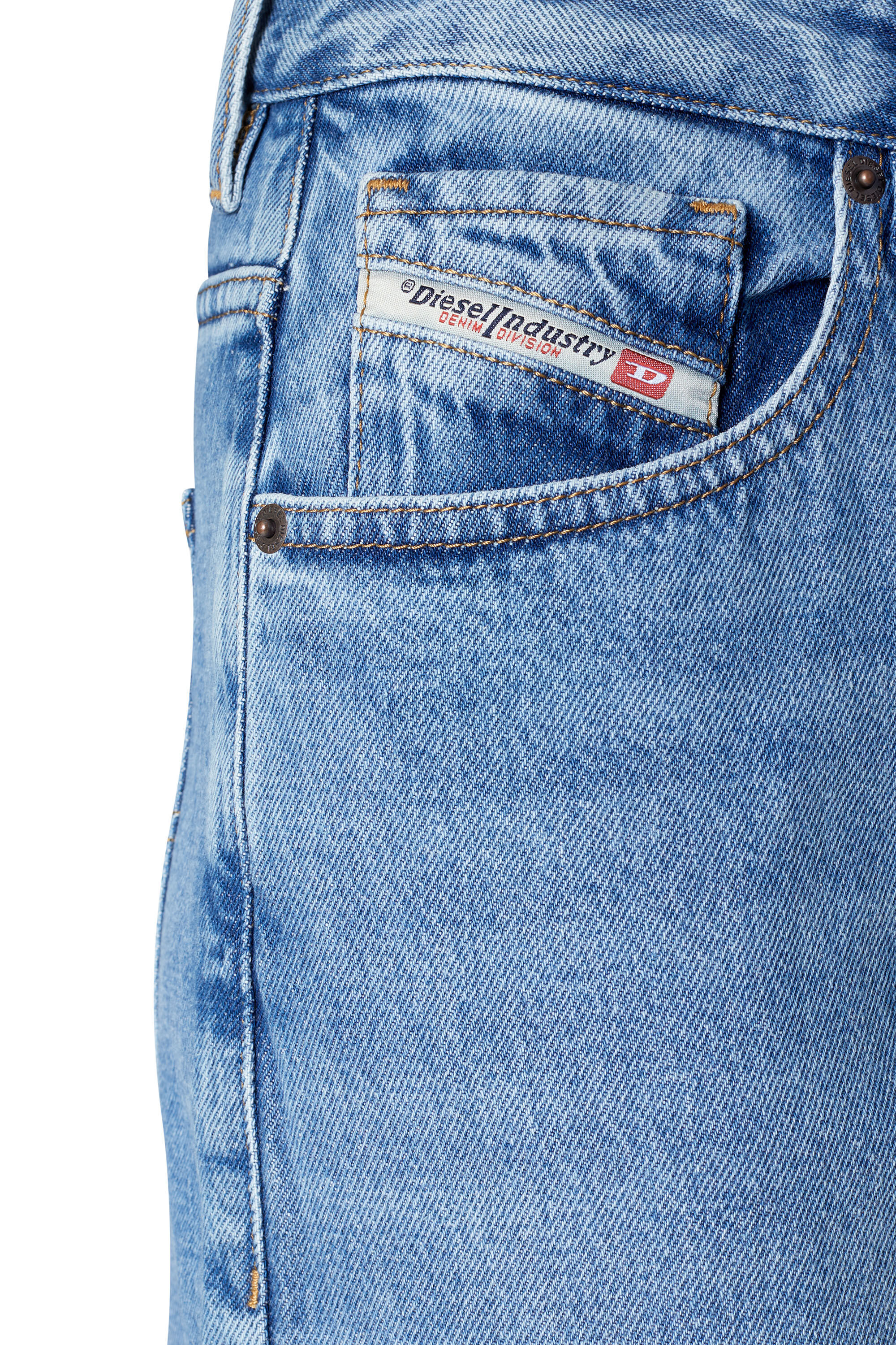 Diesel - Straight Jeans 1999 D-Reggy 09C16, Female's Straight Jeans - 1999 D-Reggy in Medium Blue - 4