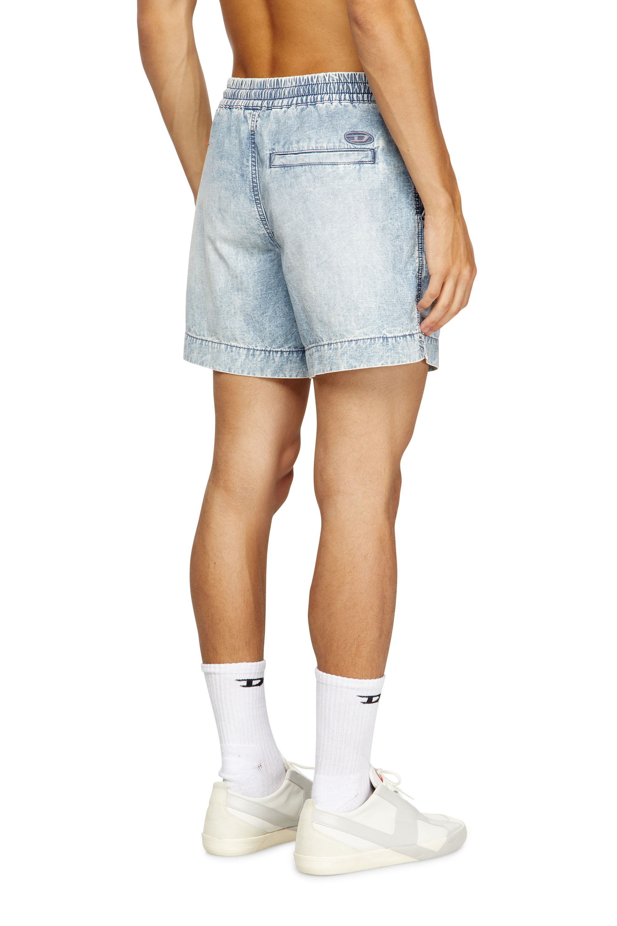 Diesel - D-TENNI-S, Short en denim marbré Mixte in Bleu - 2