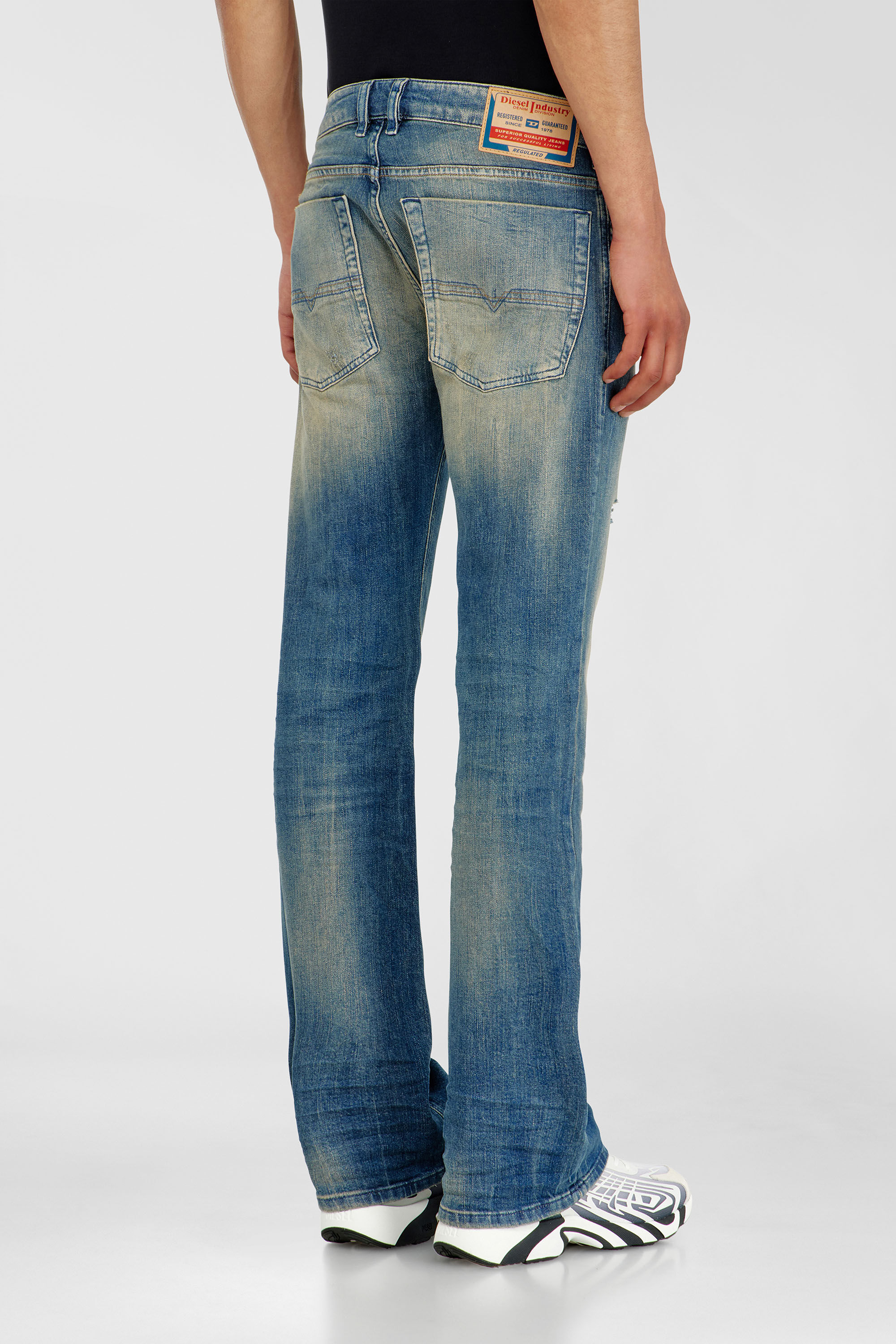 Men's Bootcut Jeans | Low Waist 2007 ZatinyMedium blue | Diesel US