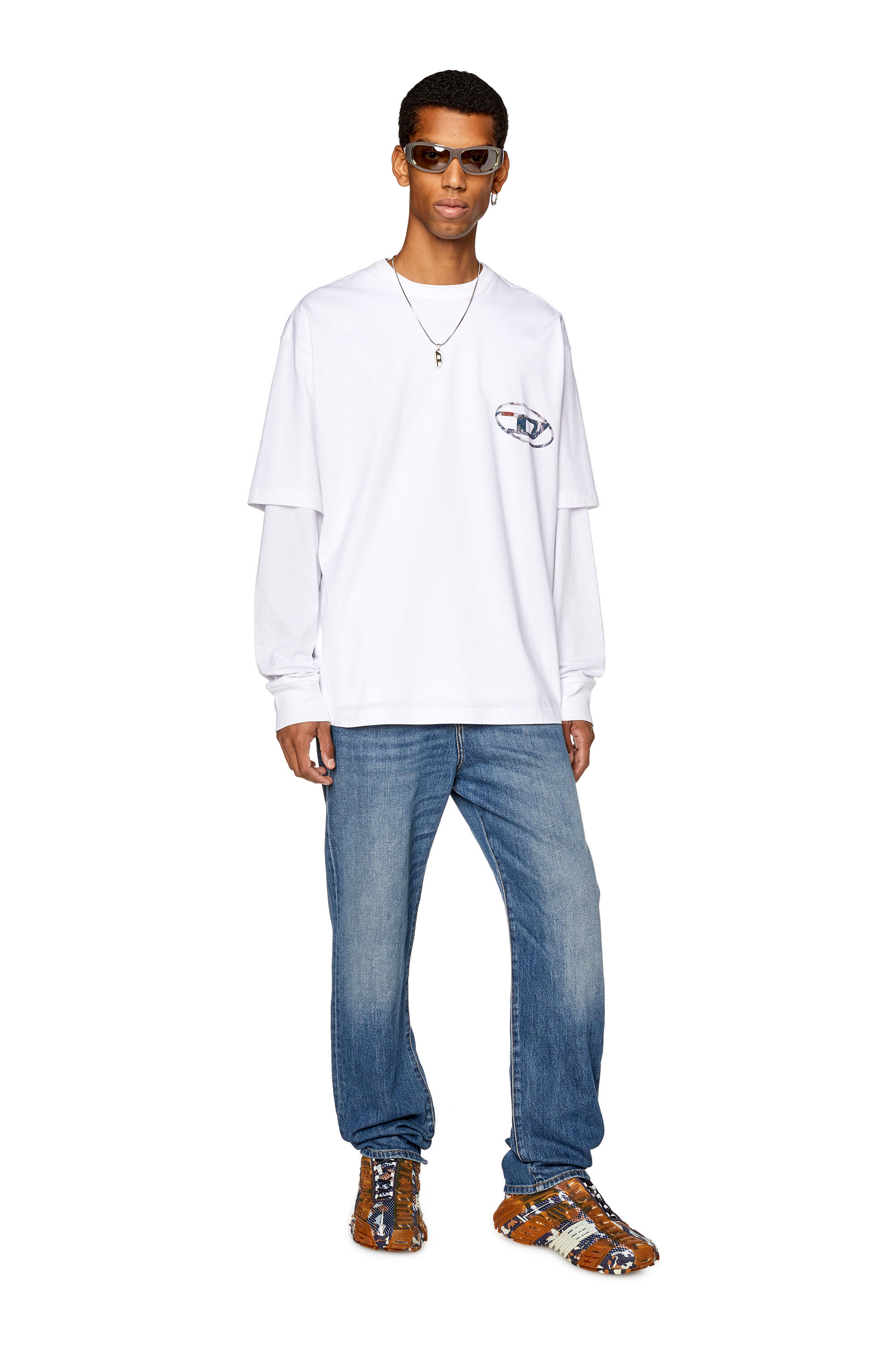 Diesel - Straight Jeans 2020 D-Viker 09F88, Male's Straight Jeans - 2020 D-Viker in Medium Blue - 1