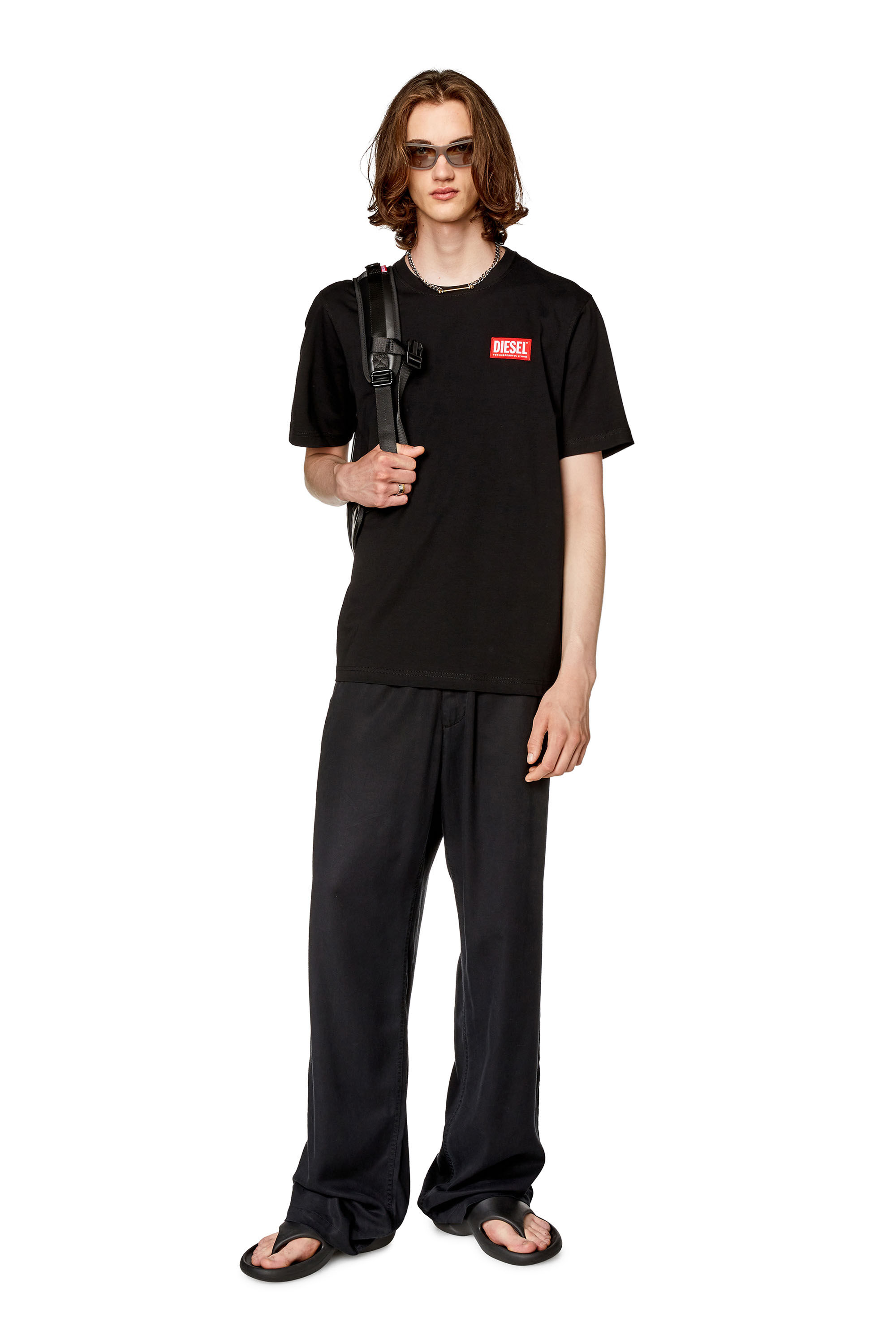 Diesel - T-JUST-NLABEL, T-shirt avec empiècement à logo Homme in Noir - 1