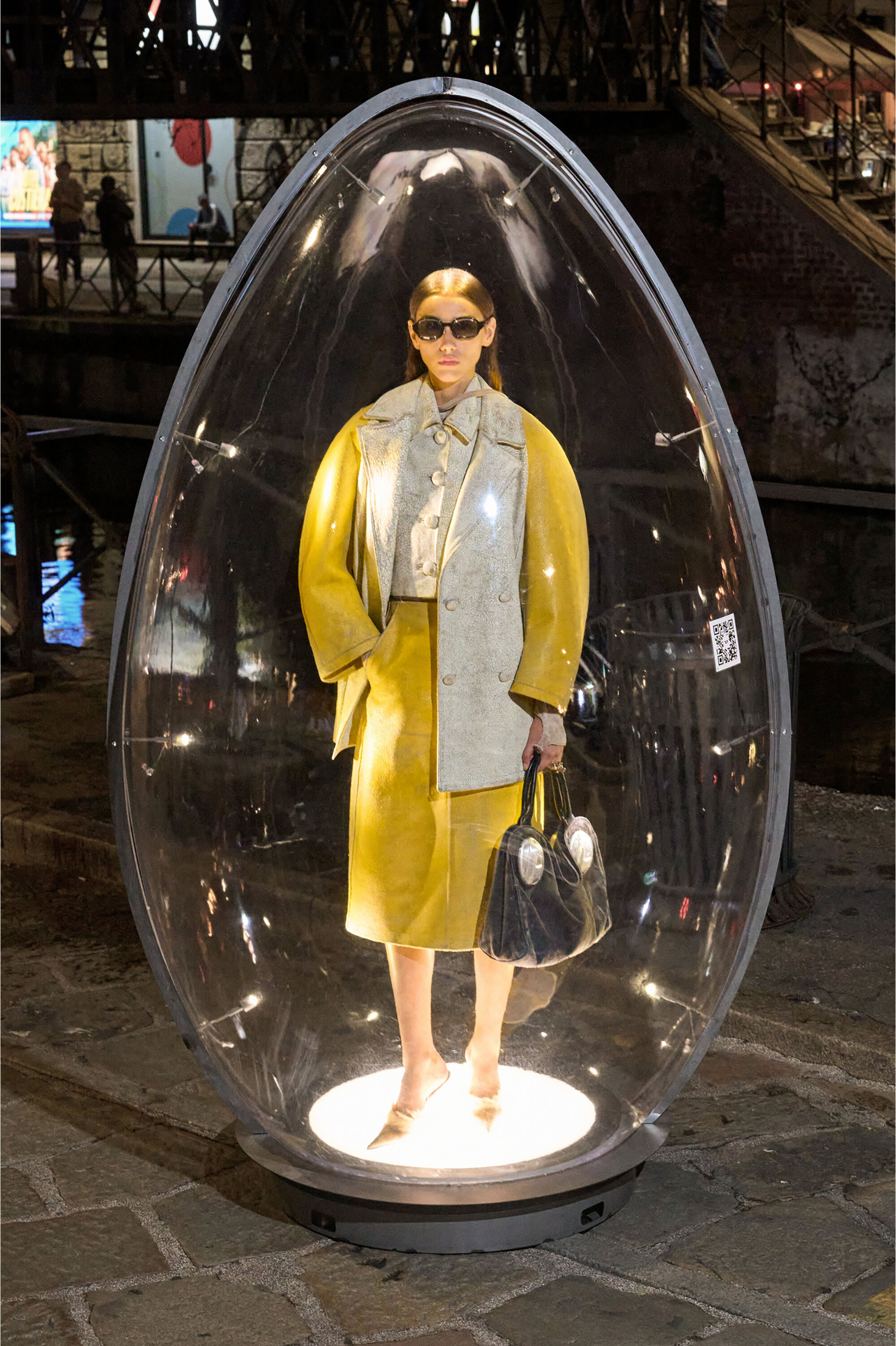 Diesel - L-ERINA, Falda midi l&aacute;piz de cuero craquelado Mujer in Amarillo - 6