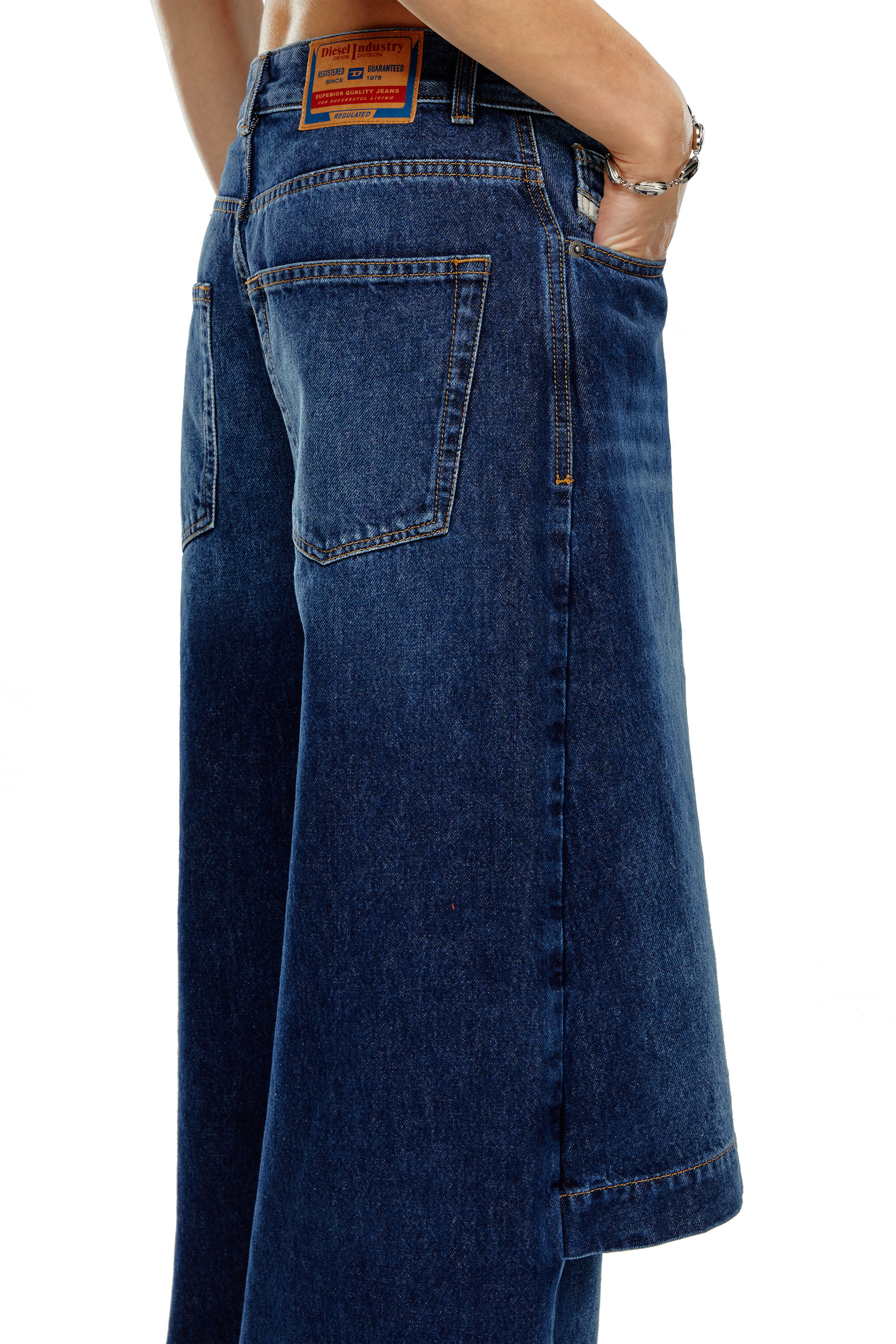Diesel - Female's Relaxed Jeans D-Syren 0DBCF, Dark Blue - 5