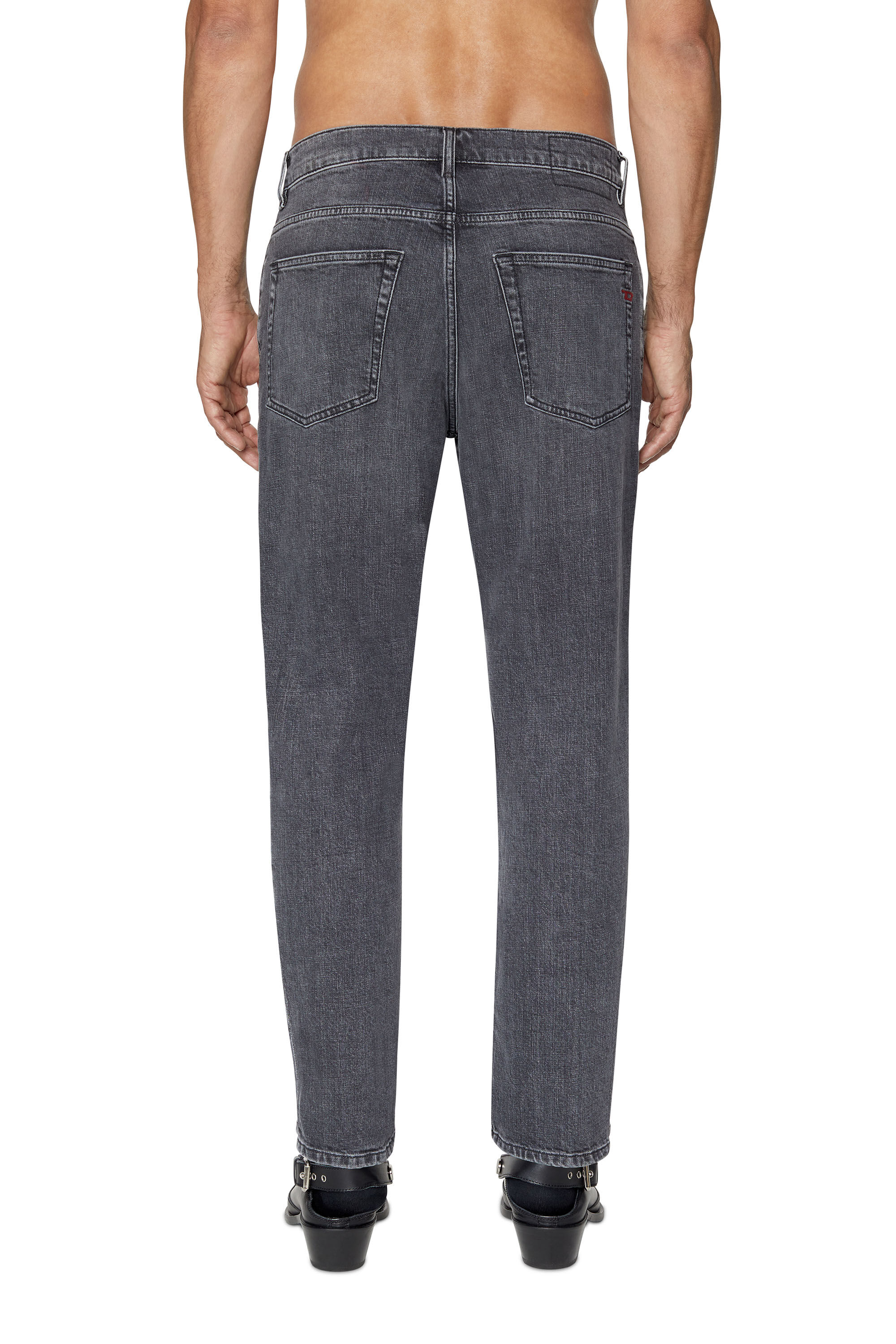 Diesel - Tapered Jeans 2005 D-Fining 09C47, Tapered Jeans - 2005 D-Fining Homme in Noir - 4