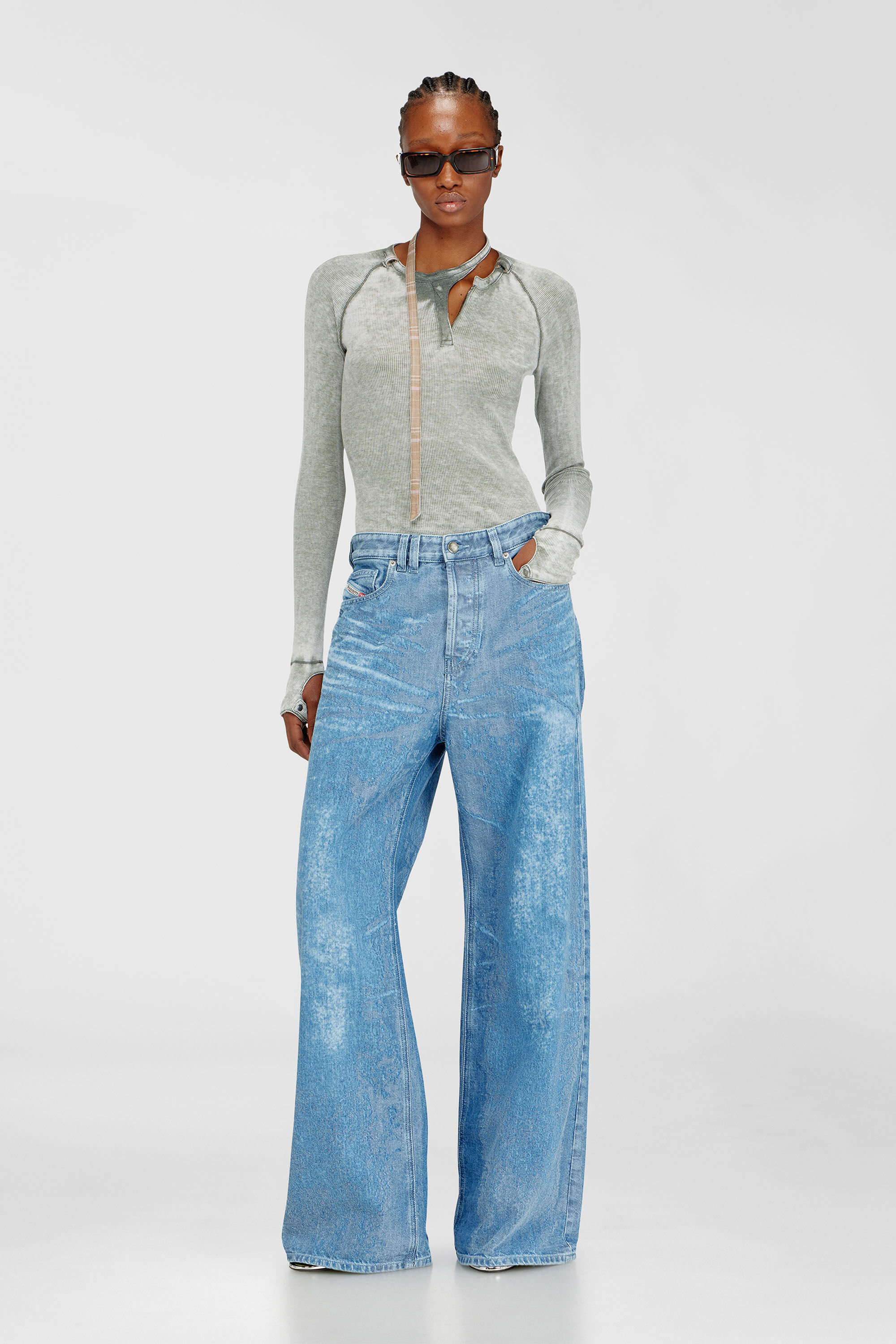 Diesel - Woman's Relaxed Jeans 1996 D-Sire 09P23, Light Blue - 1