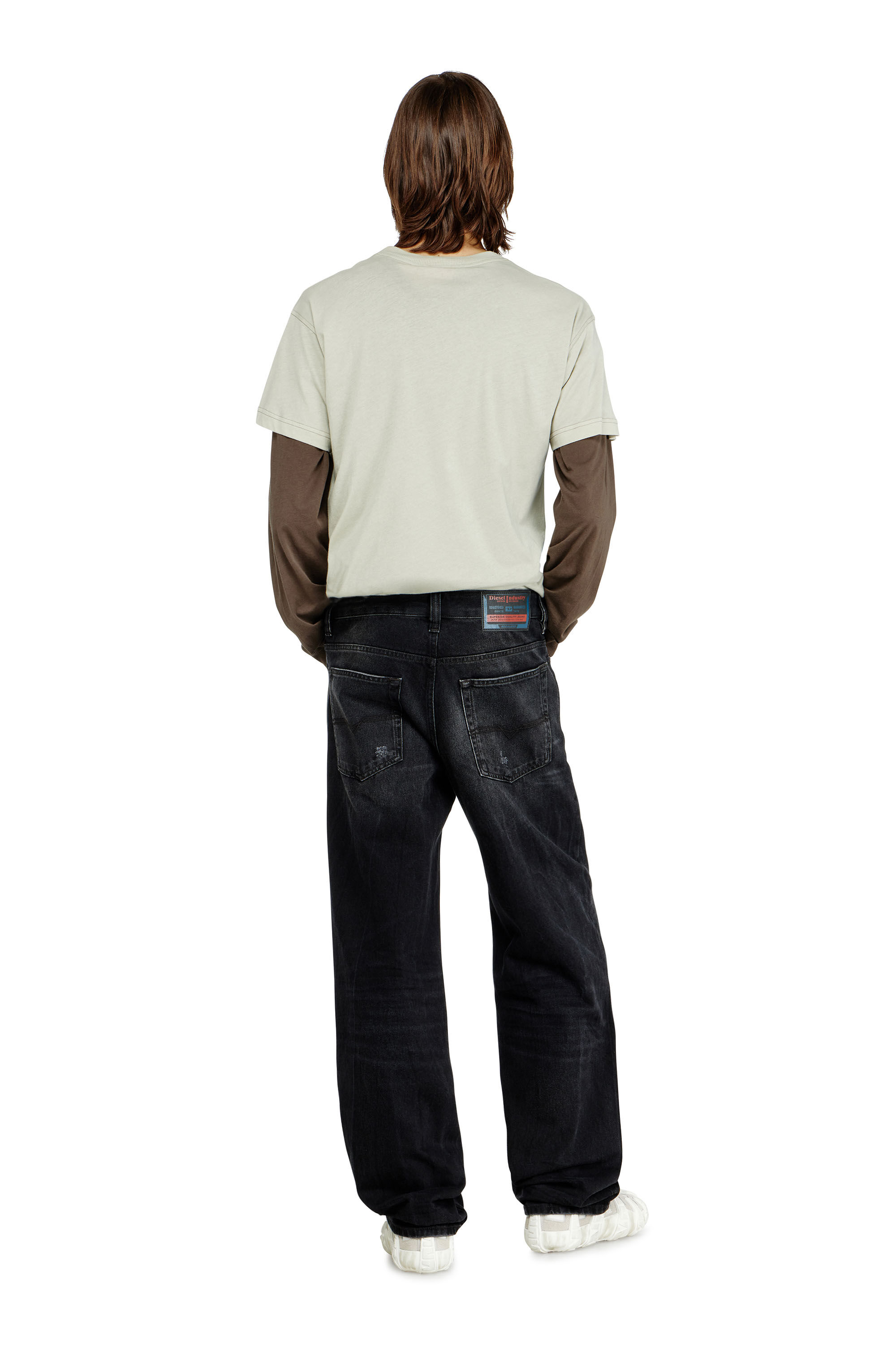 Men's Relaxed Jeans | Black | Diesel 2001 D-Macro