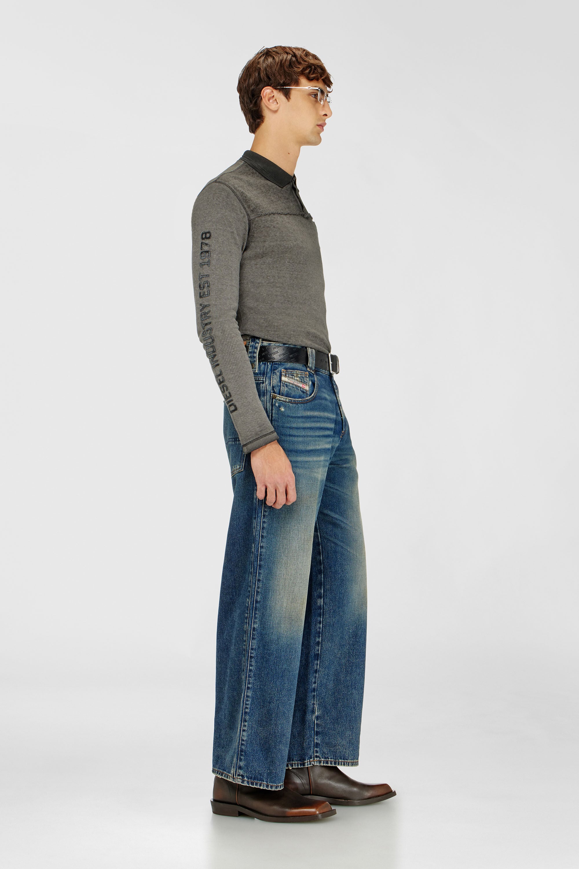 Diesel - Unisex's Relaxed Jeans 1982 D-Hakou 007FP, Dark Blue - 2