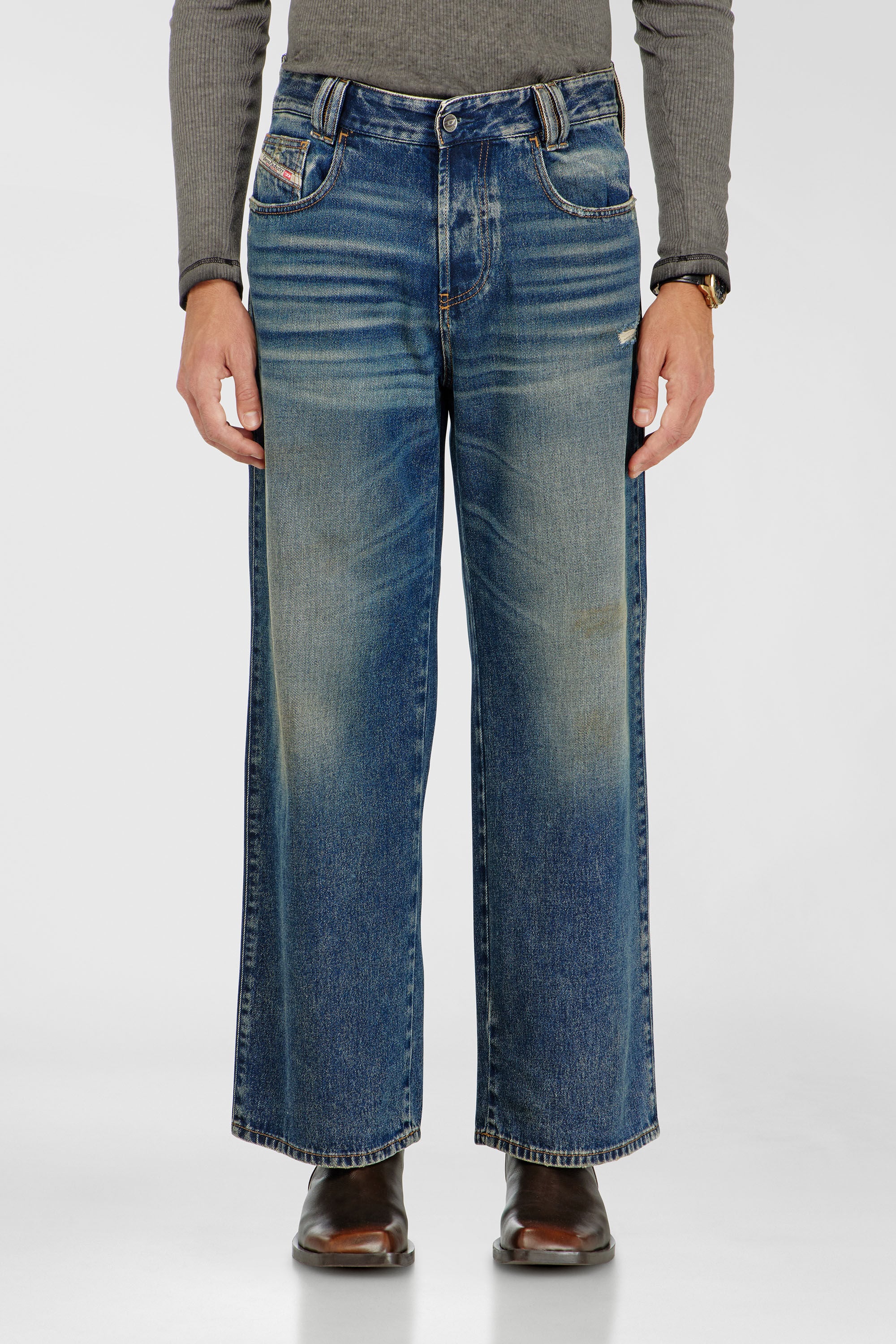 Diesel - Unisex's Relaxed Jeans 1982 D-Hakou 007FP, Dark Blue - 4