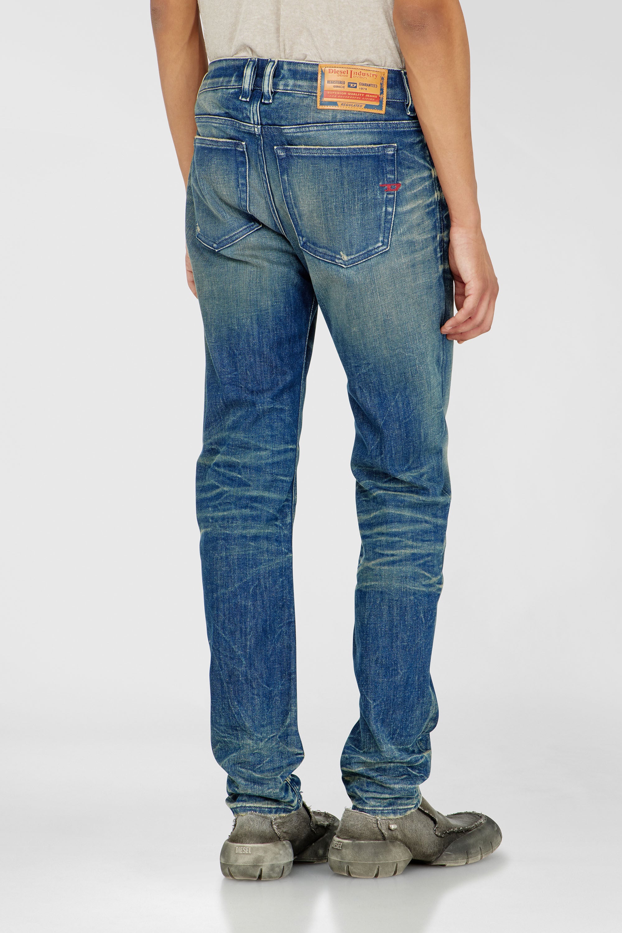 Diesel - Male's Skinny Jeans 1979 Sleenker 09P59, Medium Blue - 5