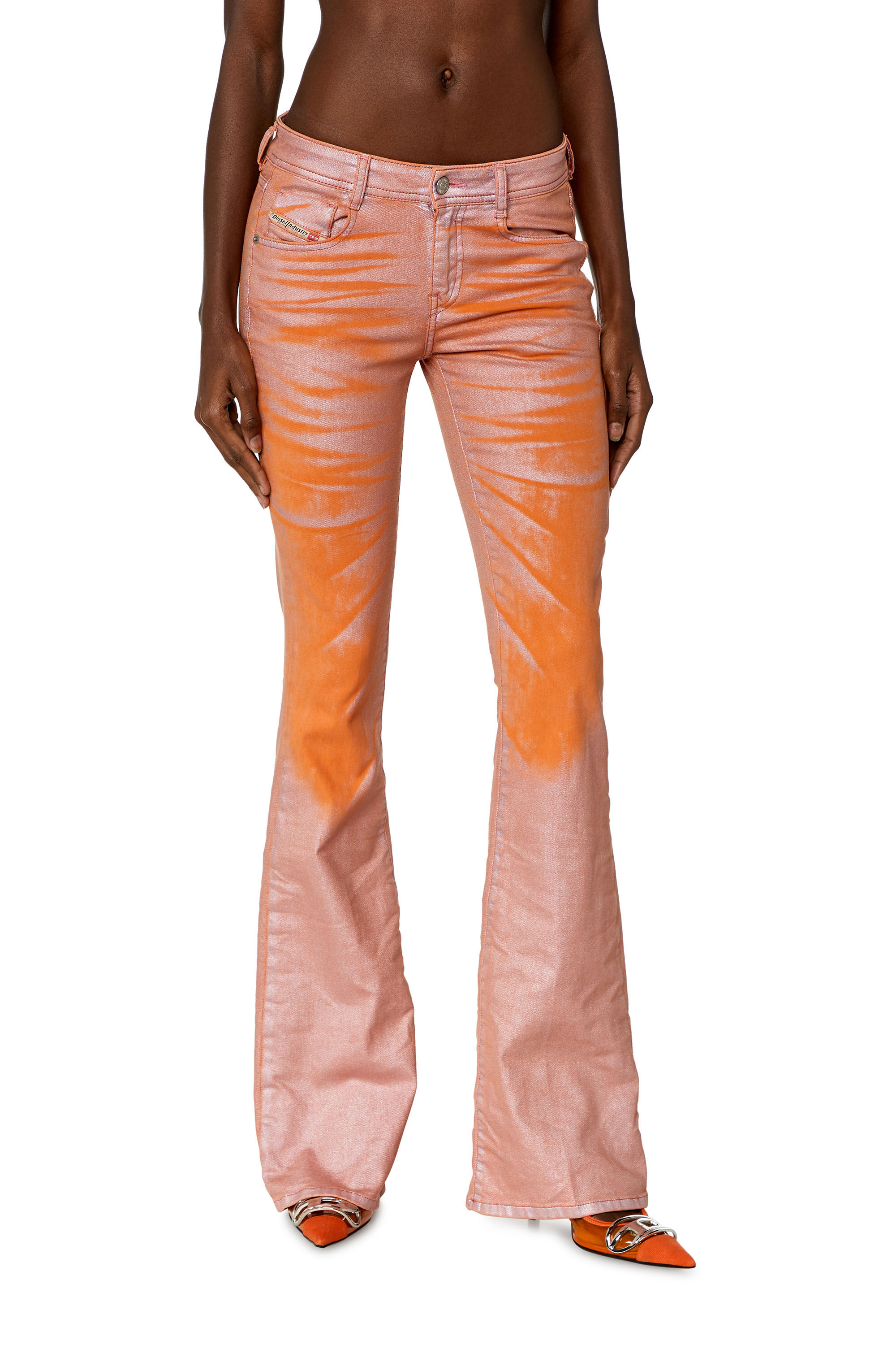 Diesel - Bootcut Jeans 1969 D-Ebbey 068KT Femme, Rose/Orange - Image 3