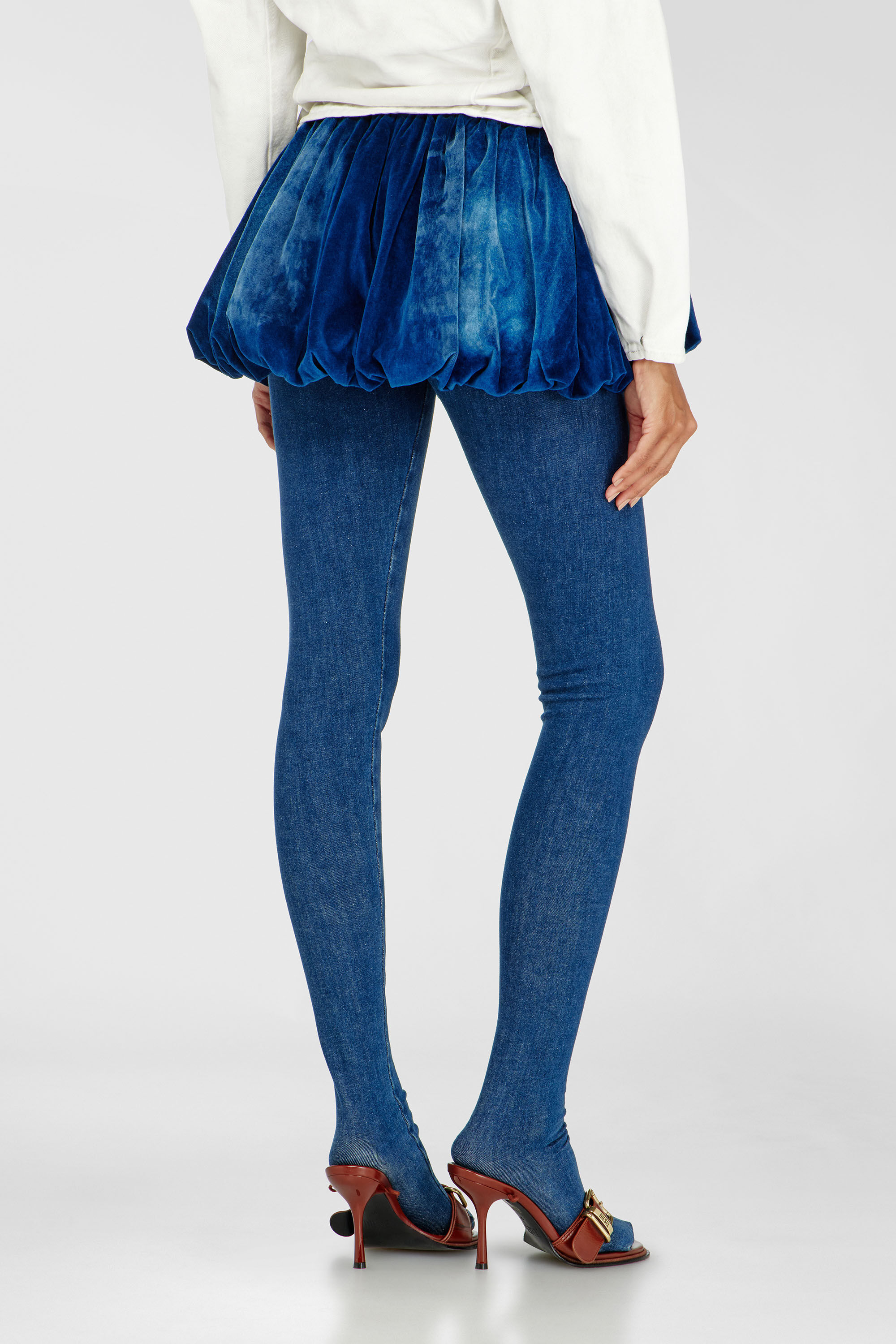 Diesel - DE-MUJ-FSJ1, Female's Short bubble skirt in velvet denim in Dark Blue - 4