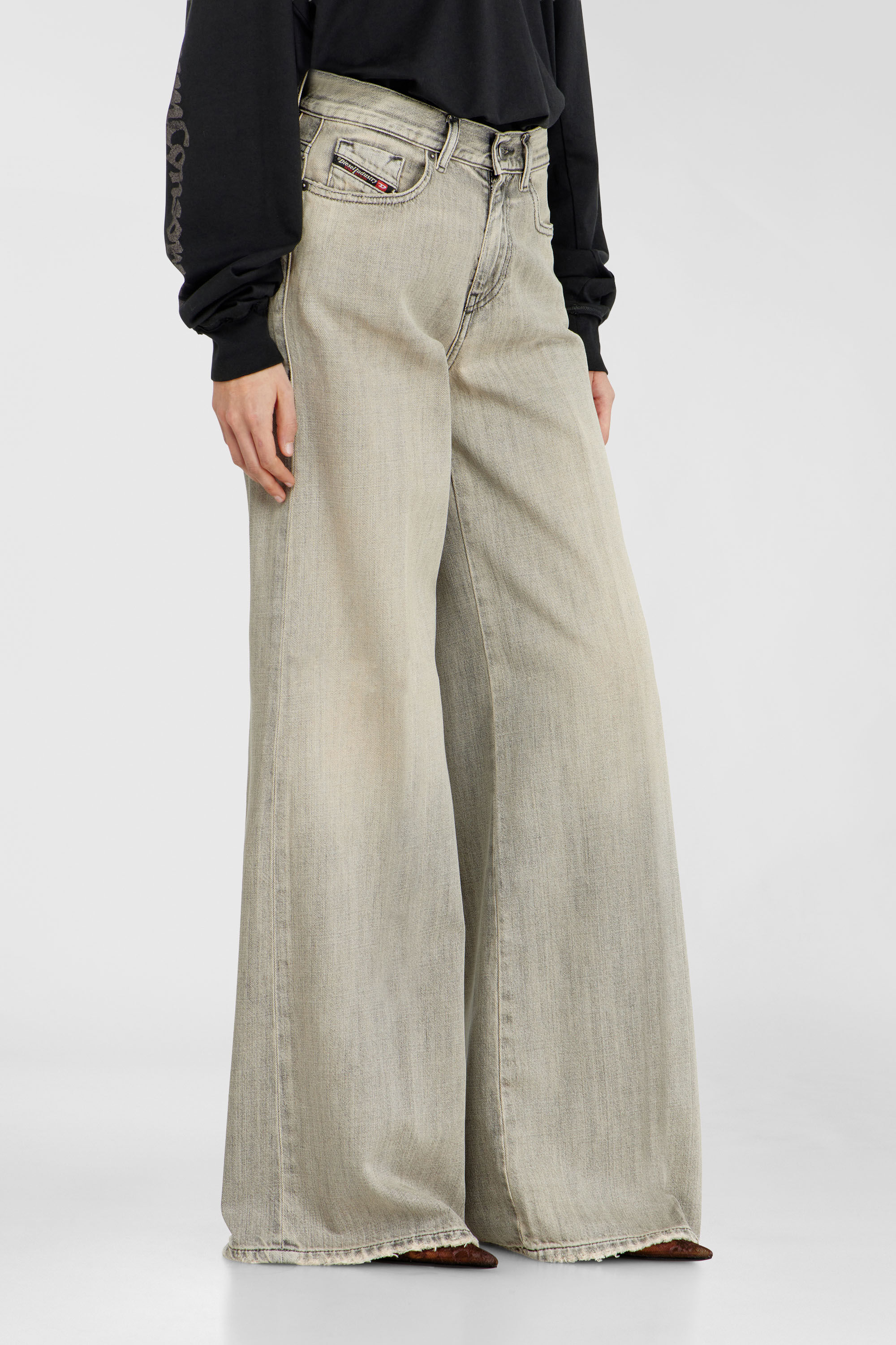 Diesel - Flare Jeans 1978 D-Akemi 068RU Mujer, Gris - 7